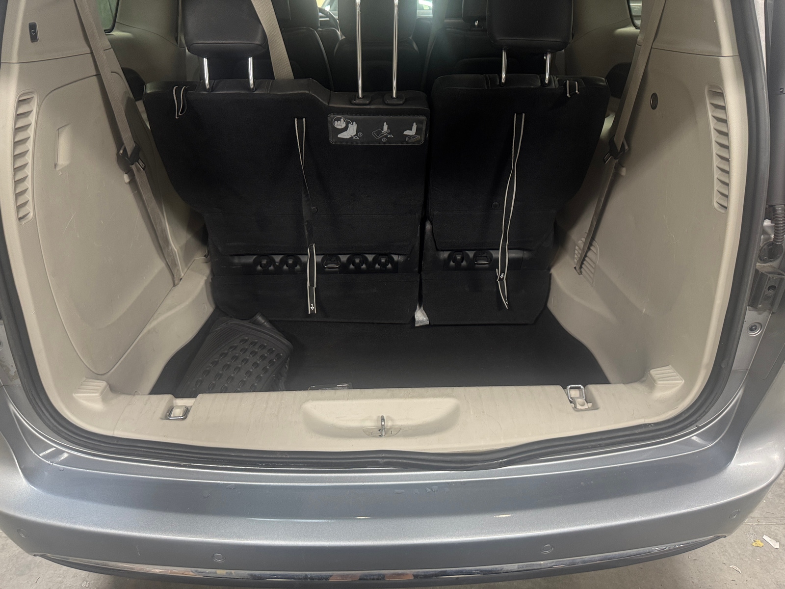 Thumbnail: 2017 Chrysler Pacifica - 6