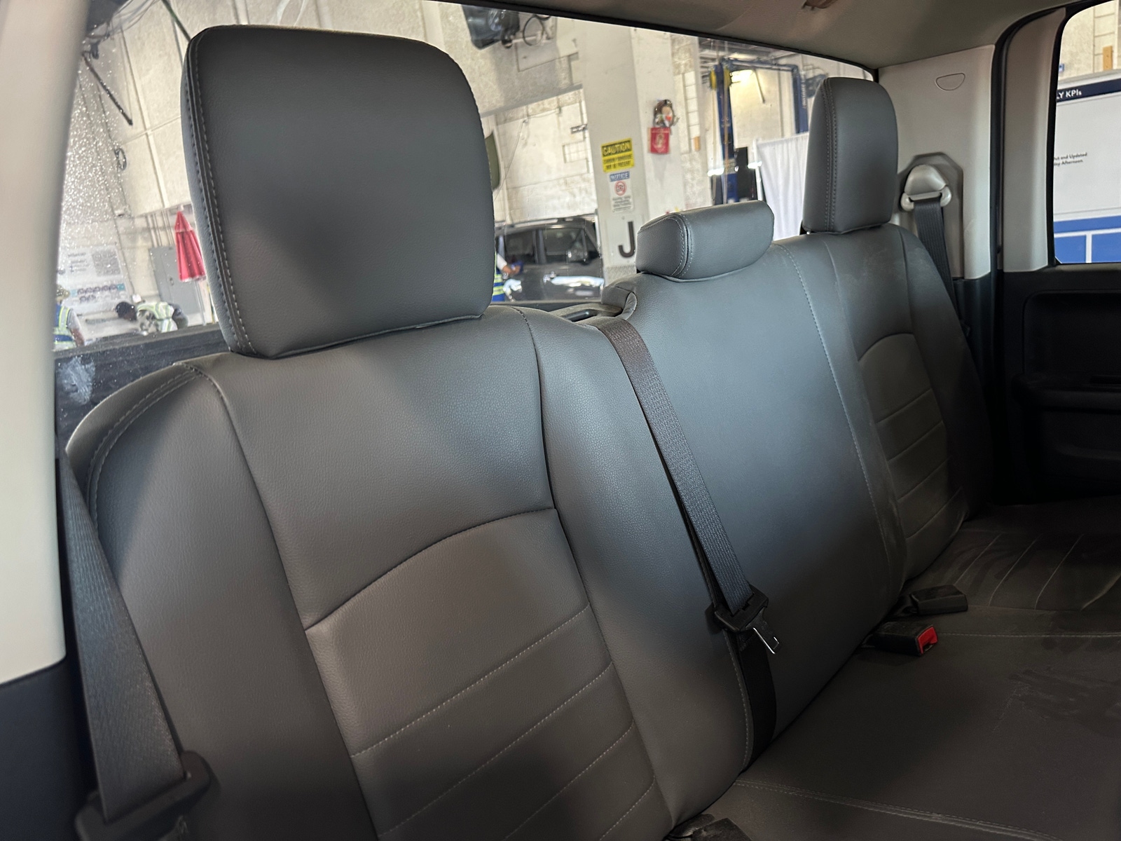 Thumbnail: 2019 RAM 1500 Classic - 6