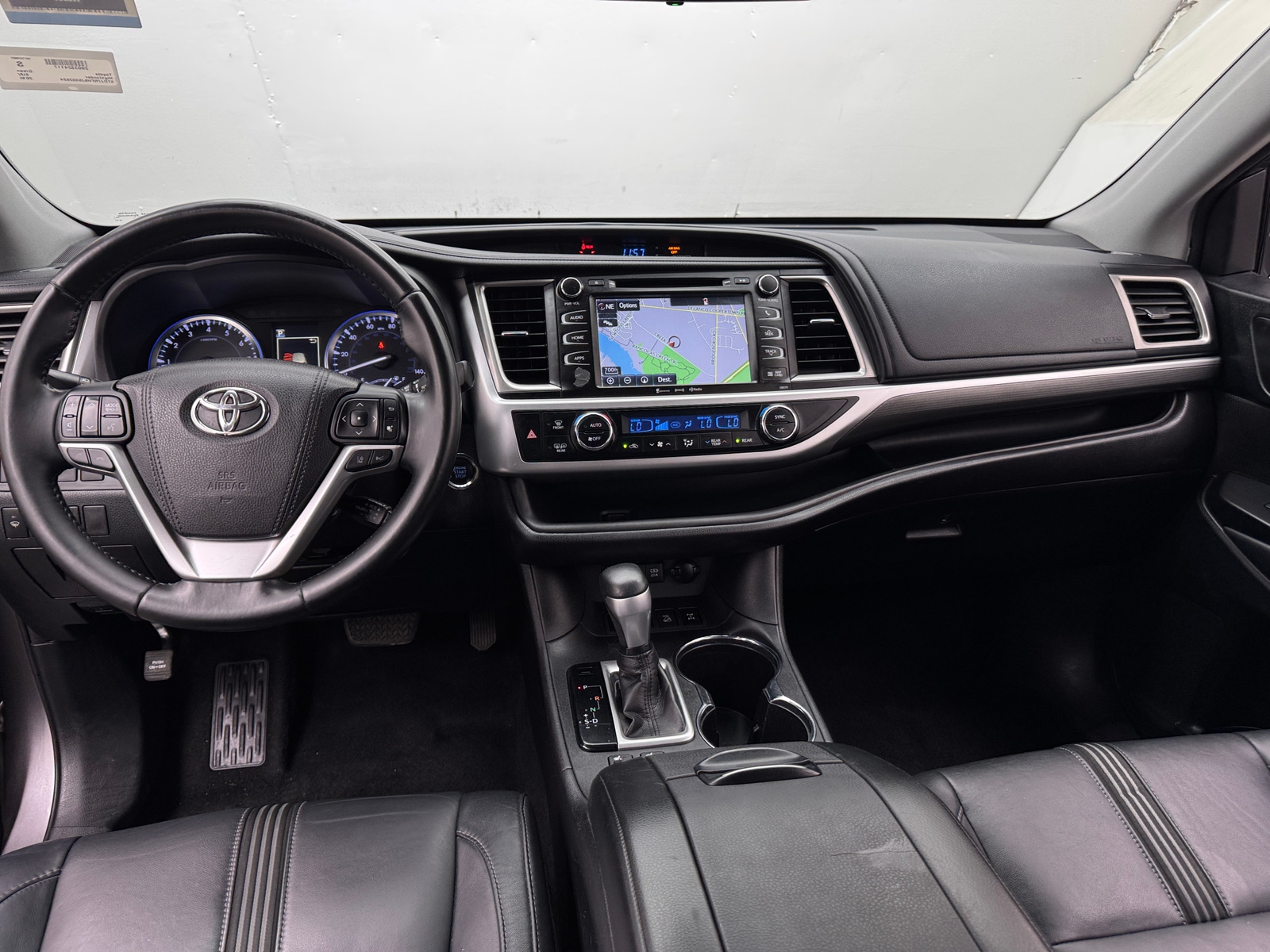 Thumbnail: 2018 Toyota Highlander - 2