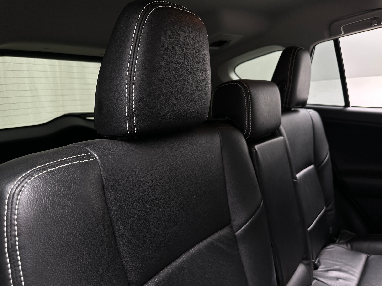 Thumbnail: 2018 Toyota RAV4 - 6