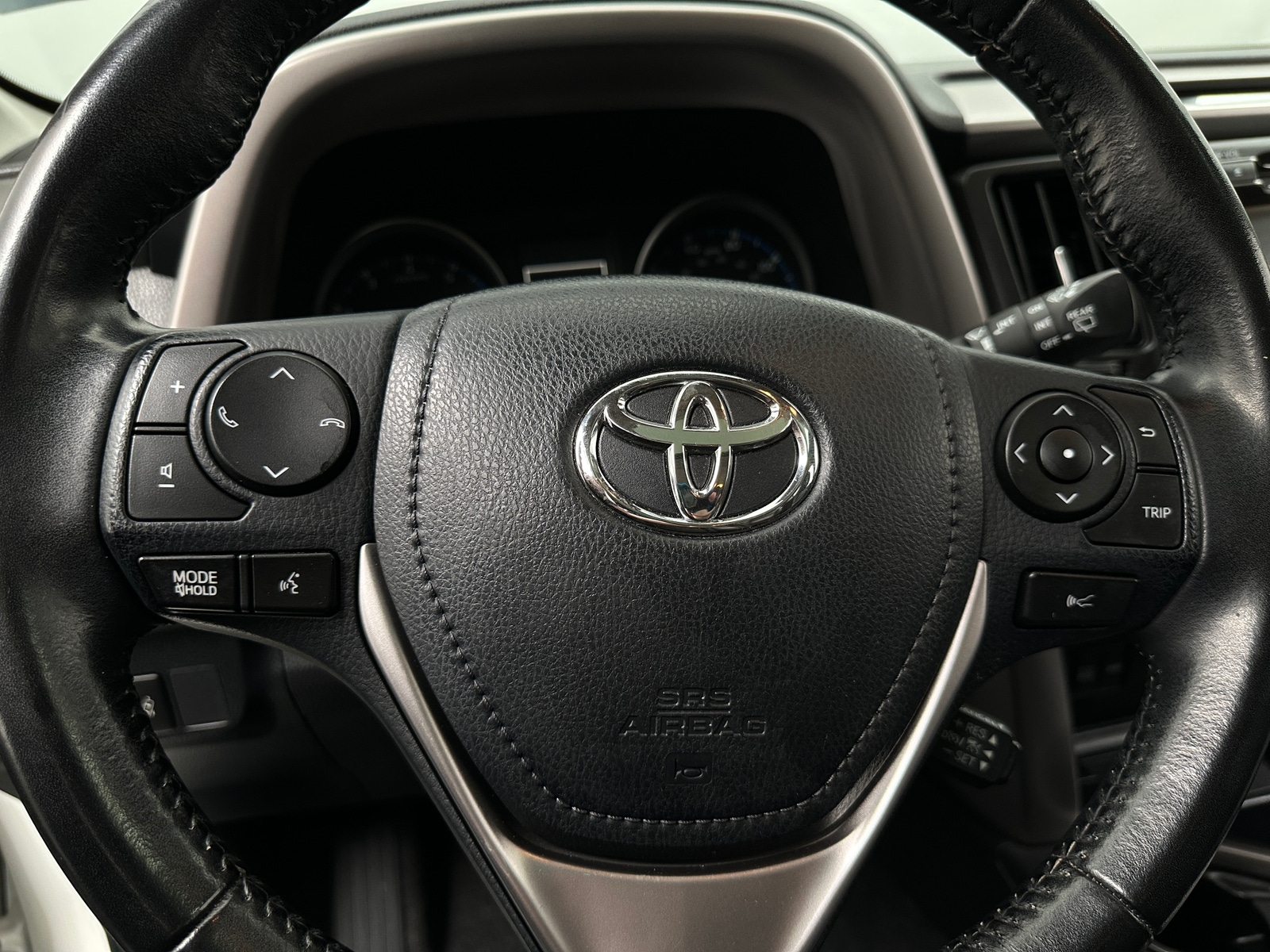 Thumbnail: 2018 Toyota RAV4 - 5
