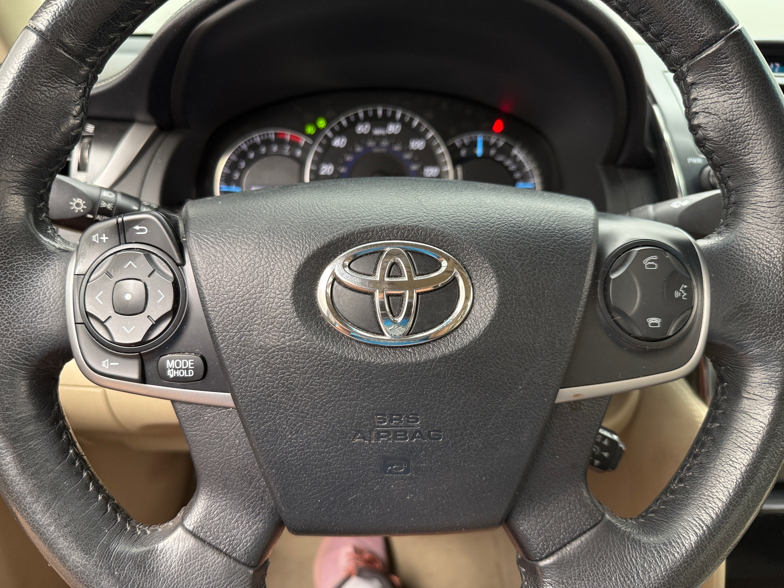 Thumbnail: 2012 Toyota Camry - 4