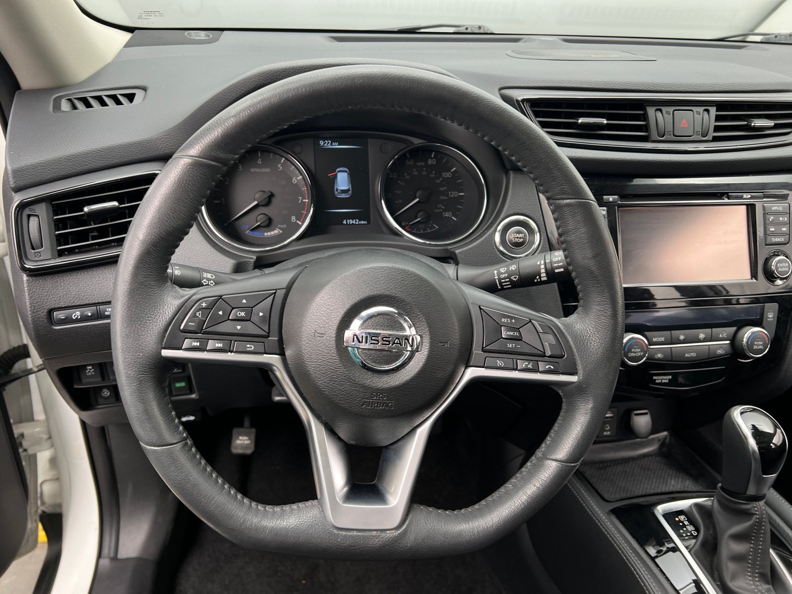 Thumbnail: 2017 Nissan Rogue - 5