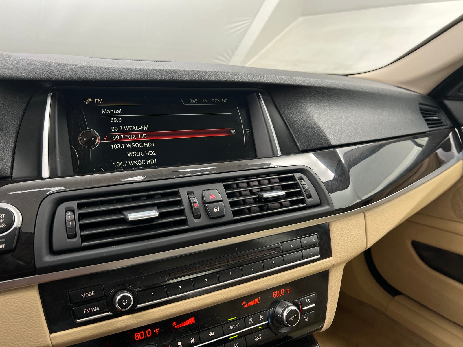 Thumbnail: 2015 BMW 5 Series - 3