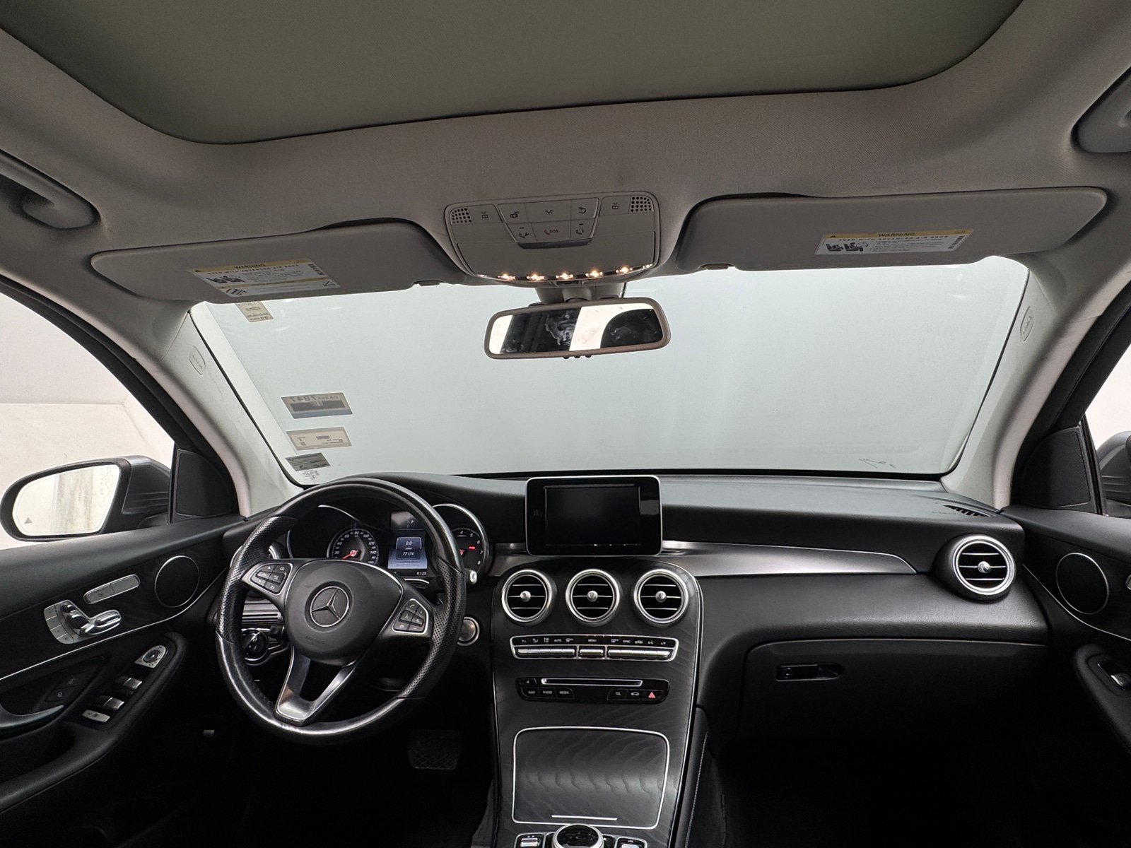 Thumbnail: 2017 Mercedes-Benz GLC - 2