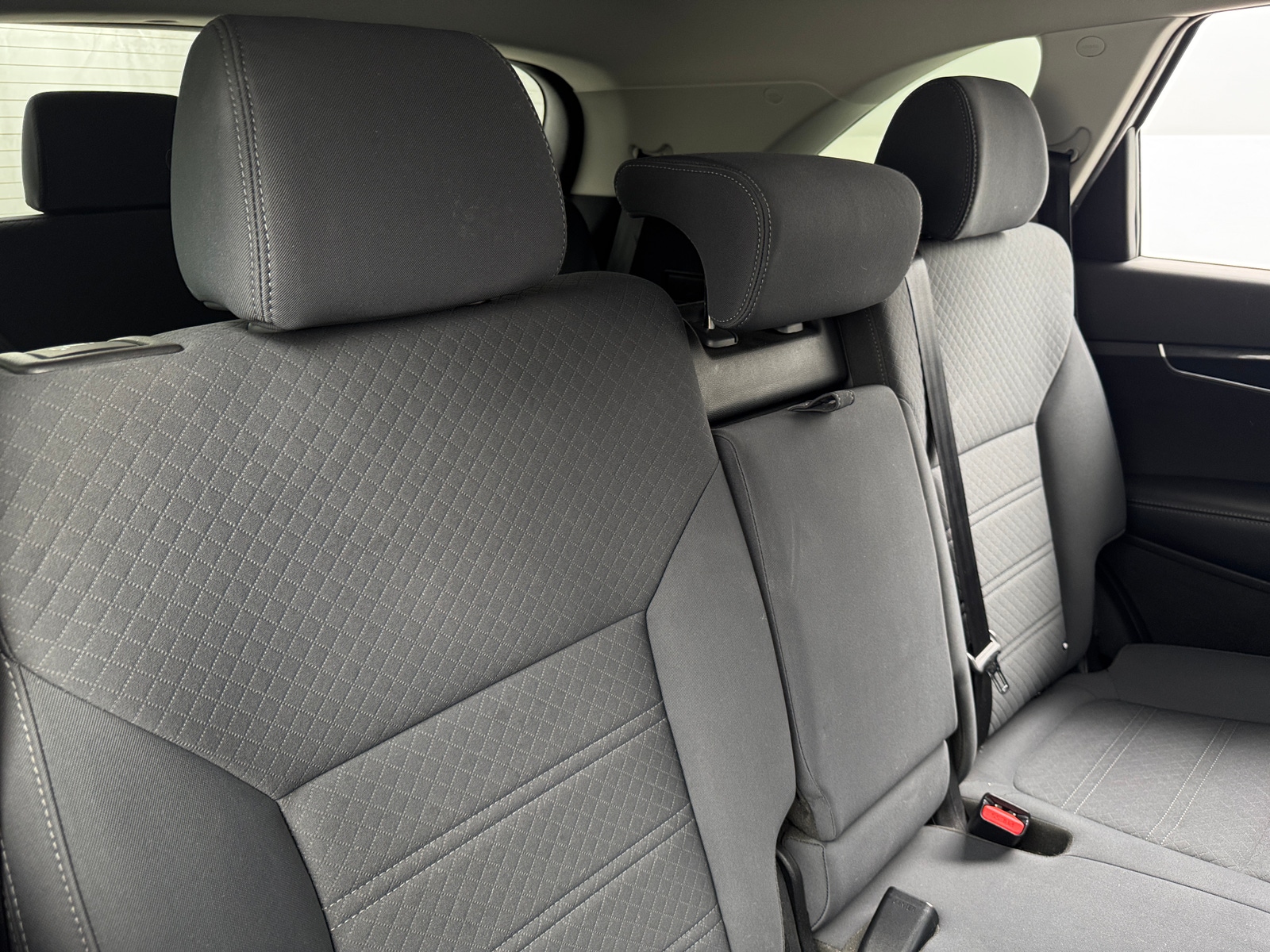 Thumbnail: 2017 Kia Sorento - 6