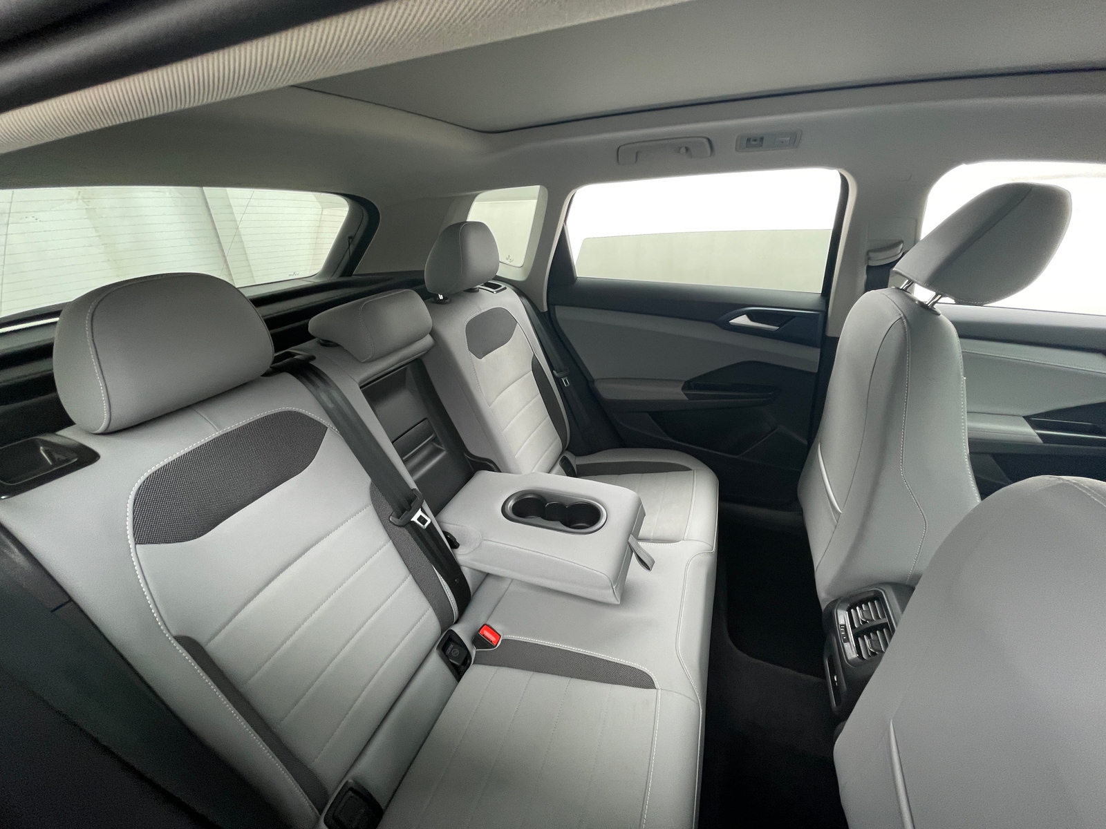 Thumbnail: 2024 Volkswagen Taos - 5