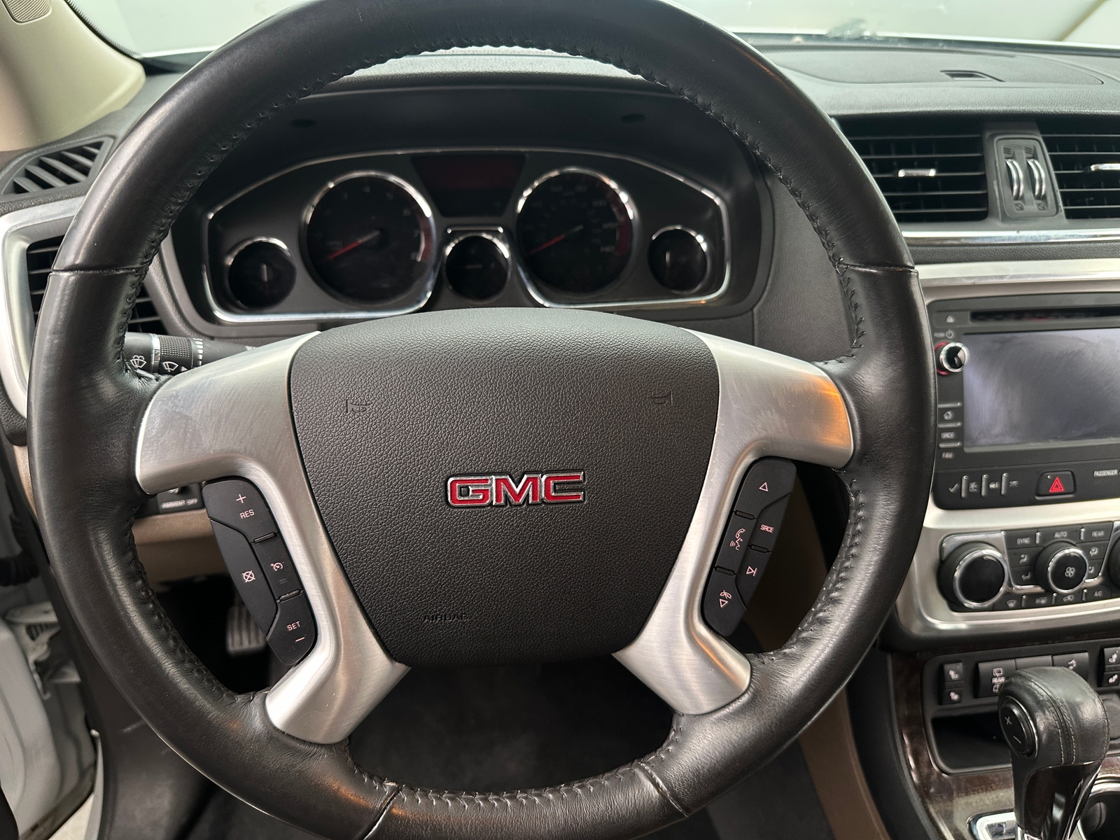 Thumbnail: 2016 GMC Acadia - 4