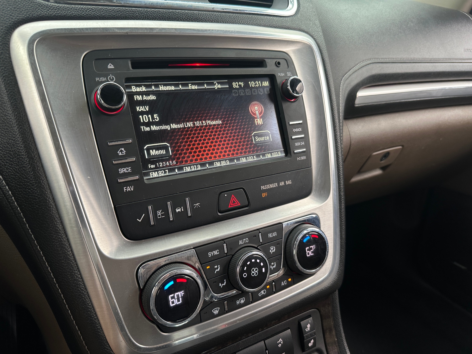 Thumbnail: 2016 GMC Acadia - 3