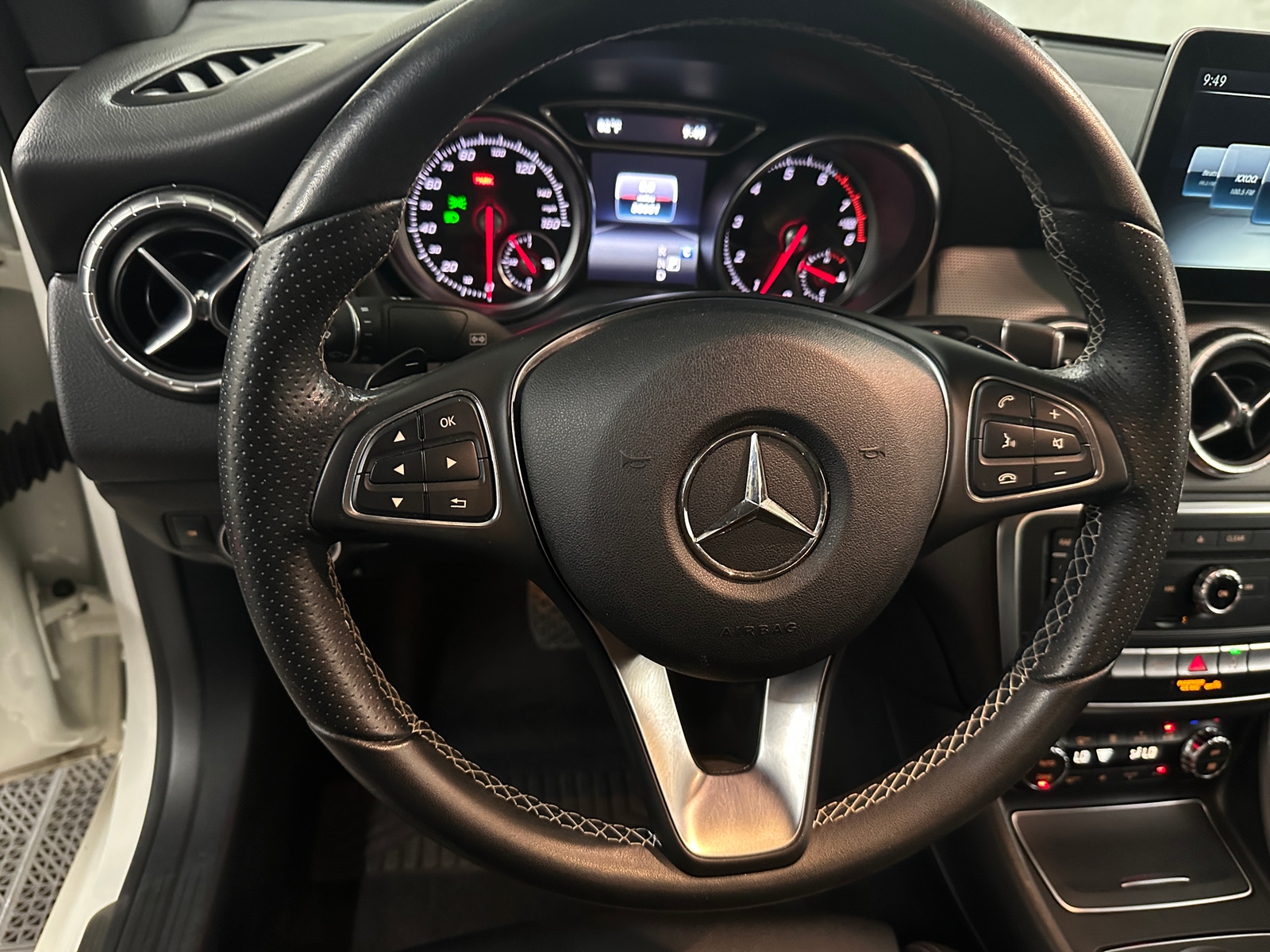 Thumbnail: 2018 Mercedes-Benz CLA - 3