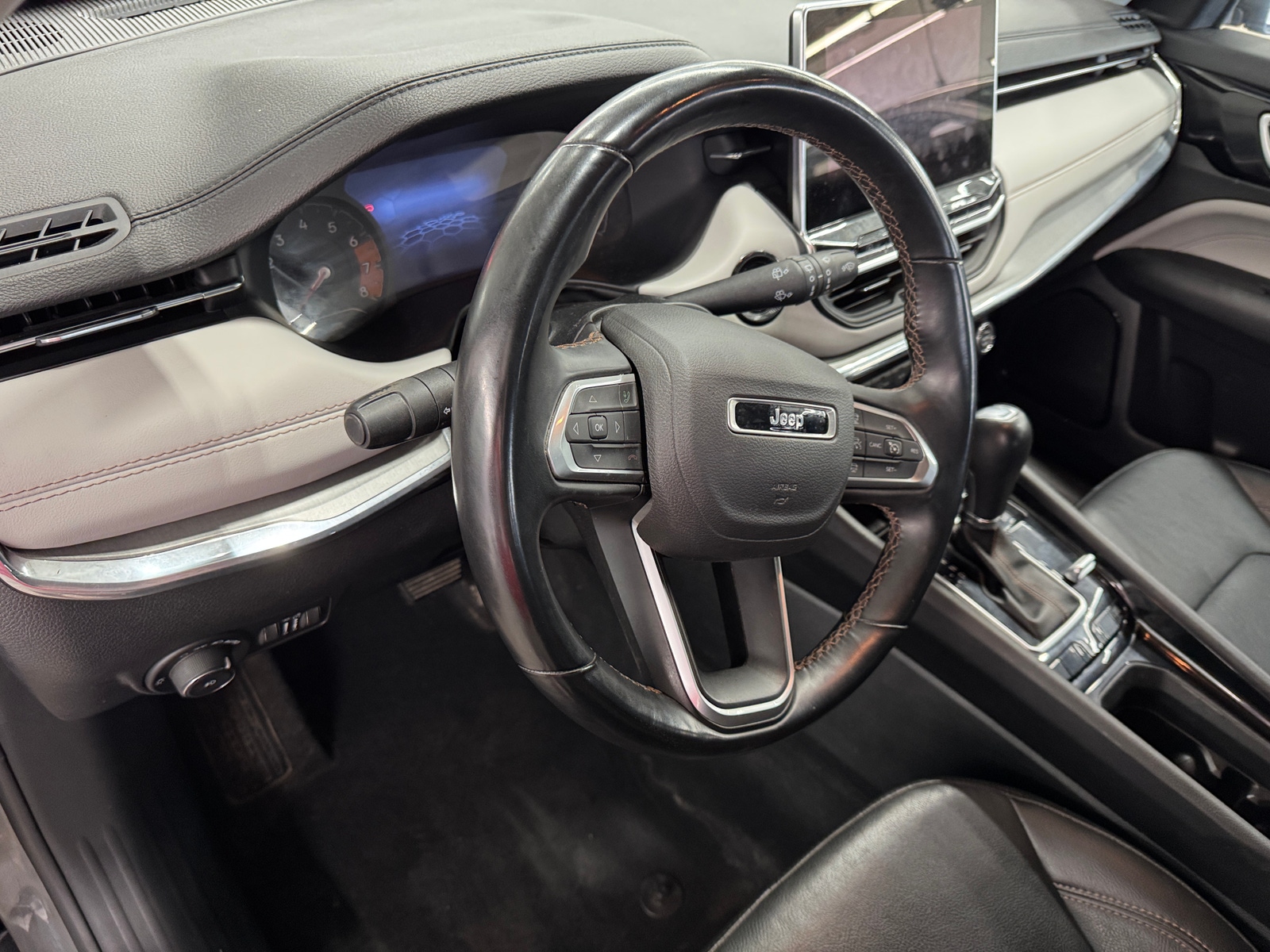 Thumbnail: 2022 Jeep Compass - 2