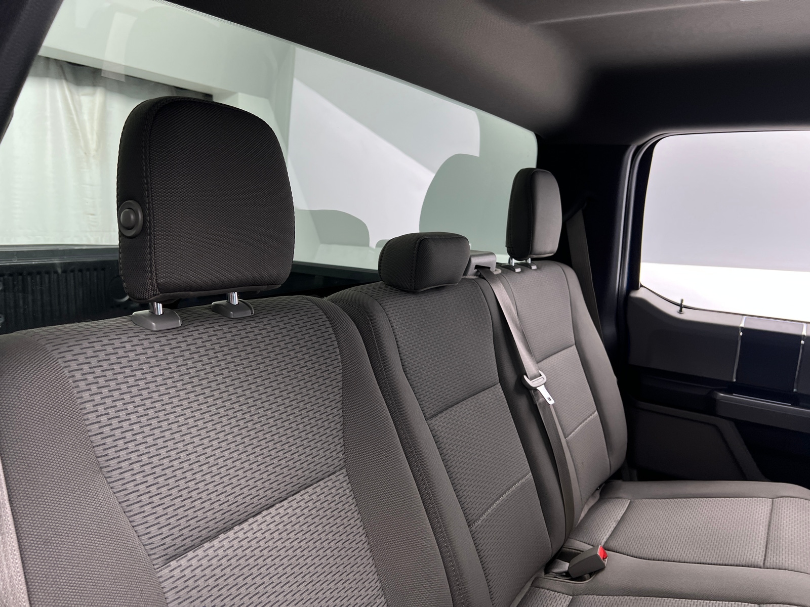 Thumbnail: 2019 Ford Econoline - 6