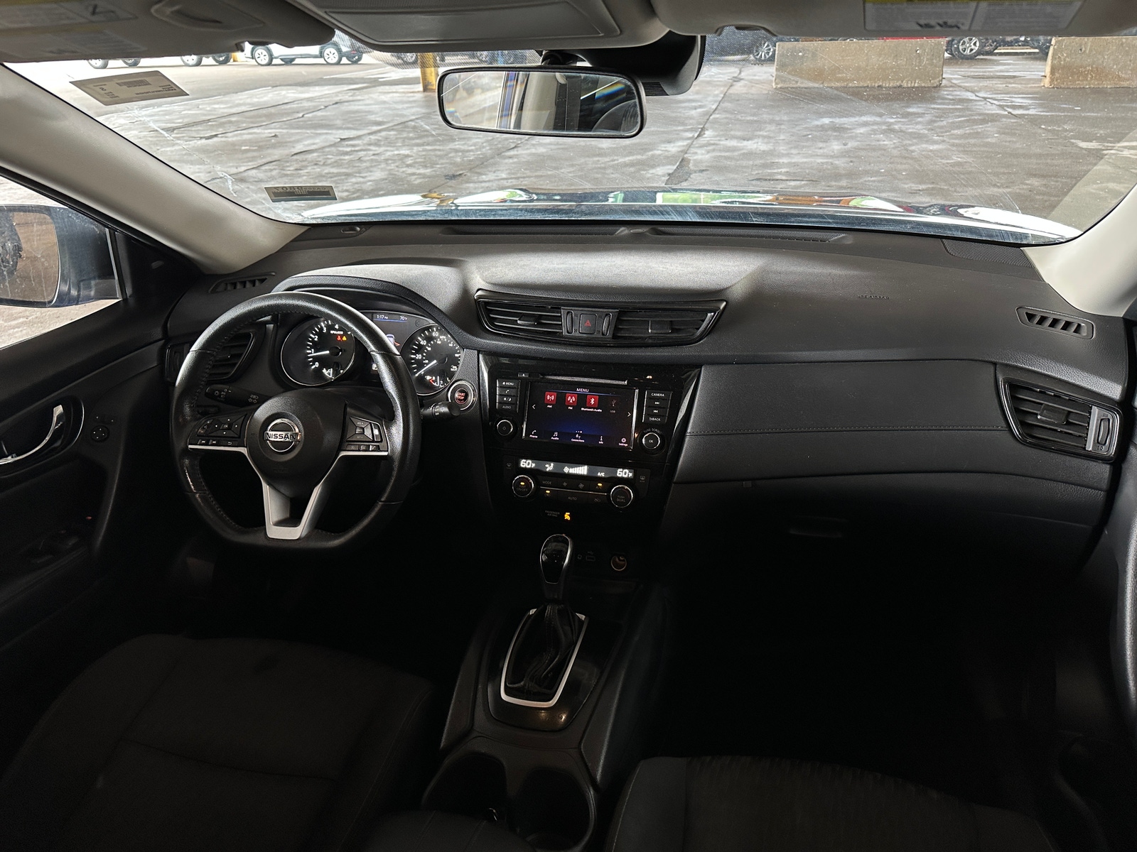 Thumbnail: 2020 Nissan Rogue - 3