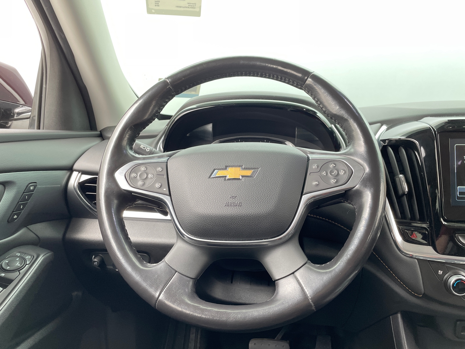 Thumbnail: 2018 Chevrolet Traverse - 4