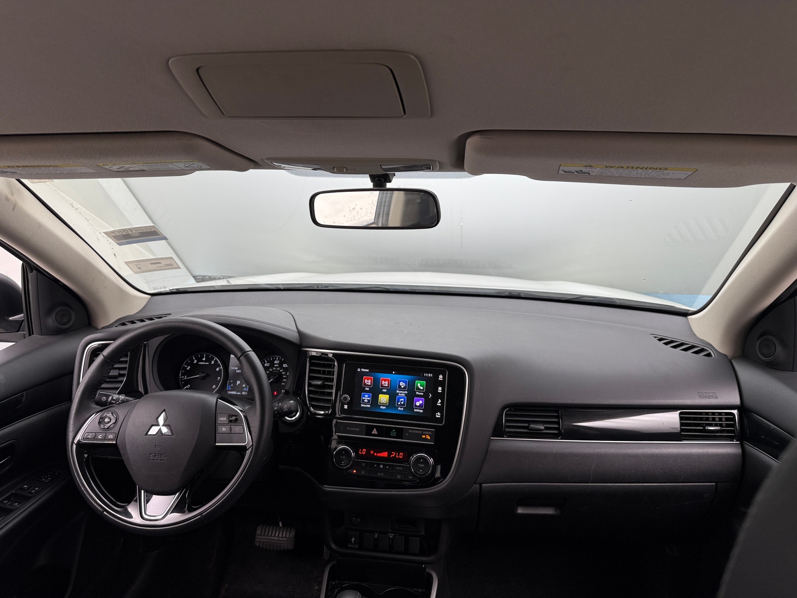 Thumbnail: 2019 Mitsubishi Outlander - 3
