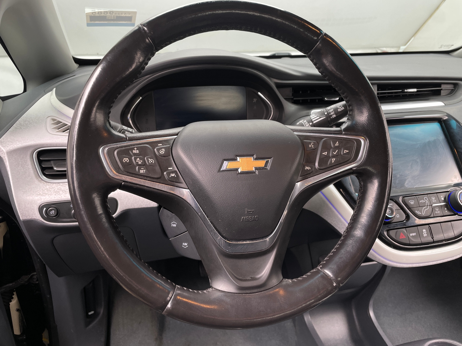 Thumbnail: 2020 Chevrolet Bolt EV - 4