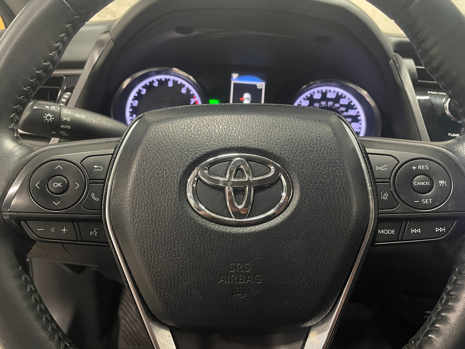 Thumbnail: 2019 Toyota Camry - 4