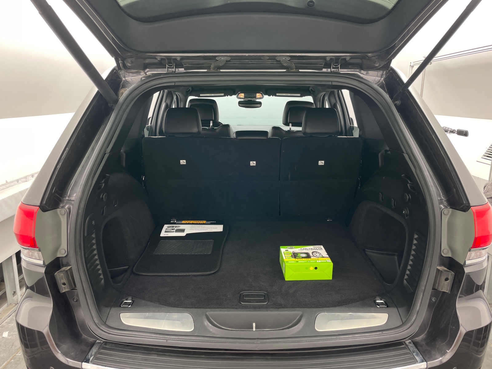 Thumbnail: 2018 Jeep Grand Cherokee - 6
