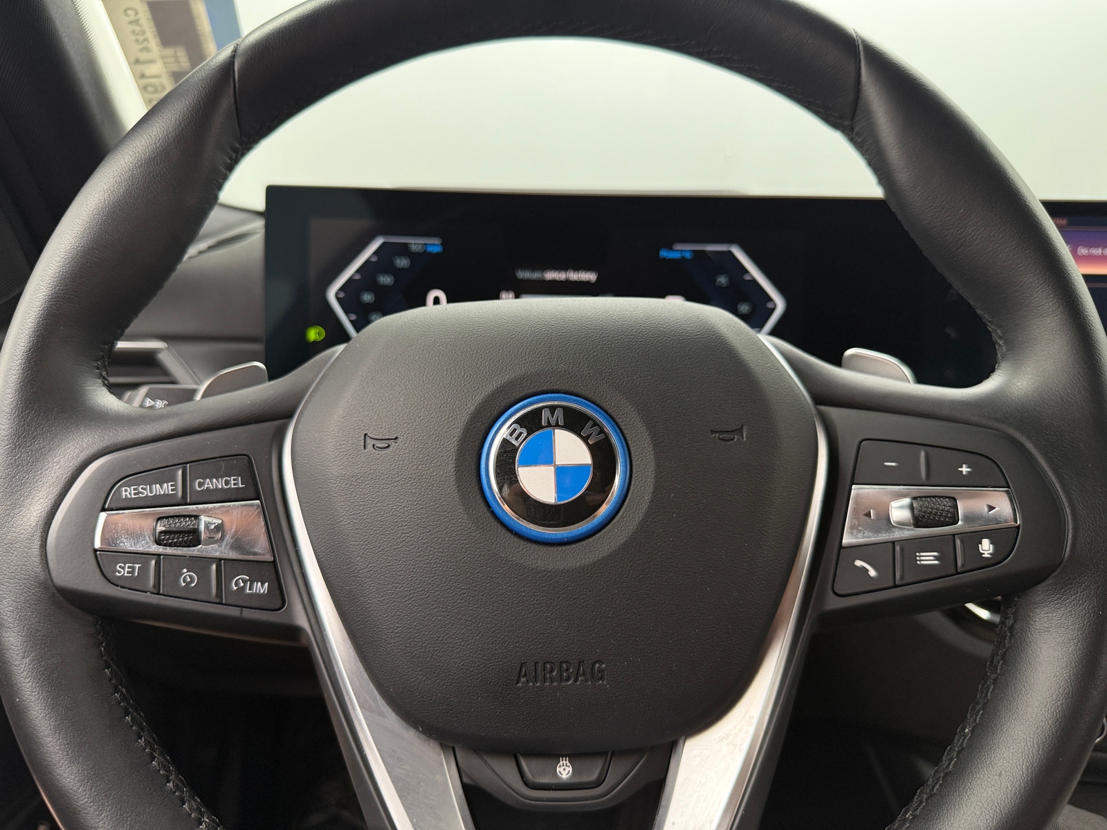 Thumbnail: 2023 BMW 3 Series - 4