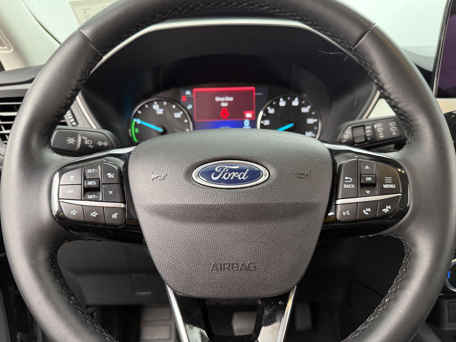 Thumbnail: 2022 Ford Escape - 5