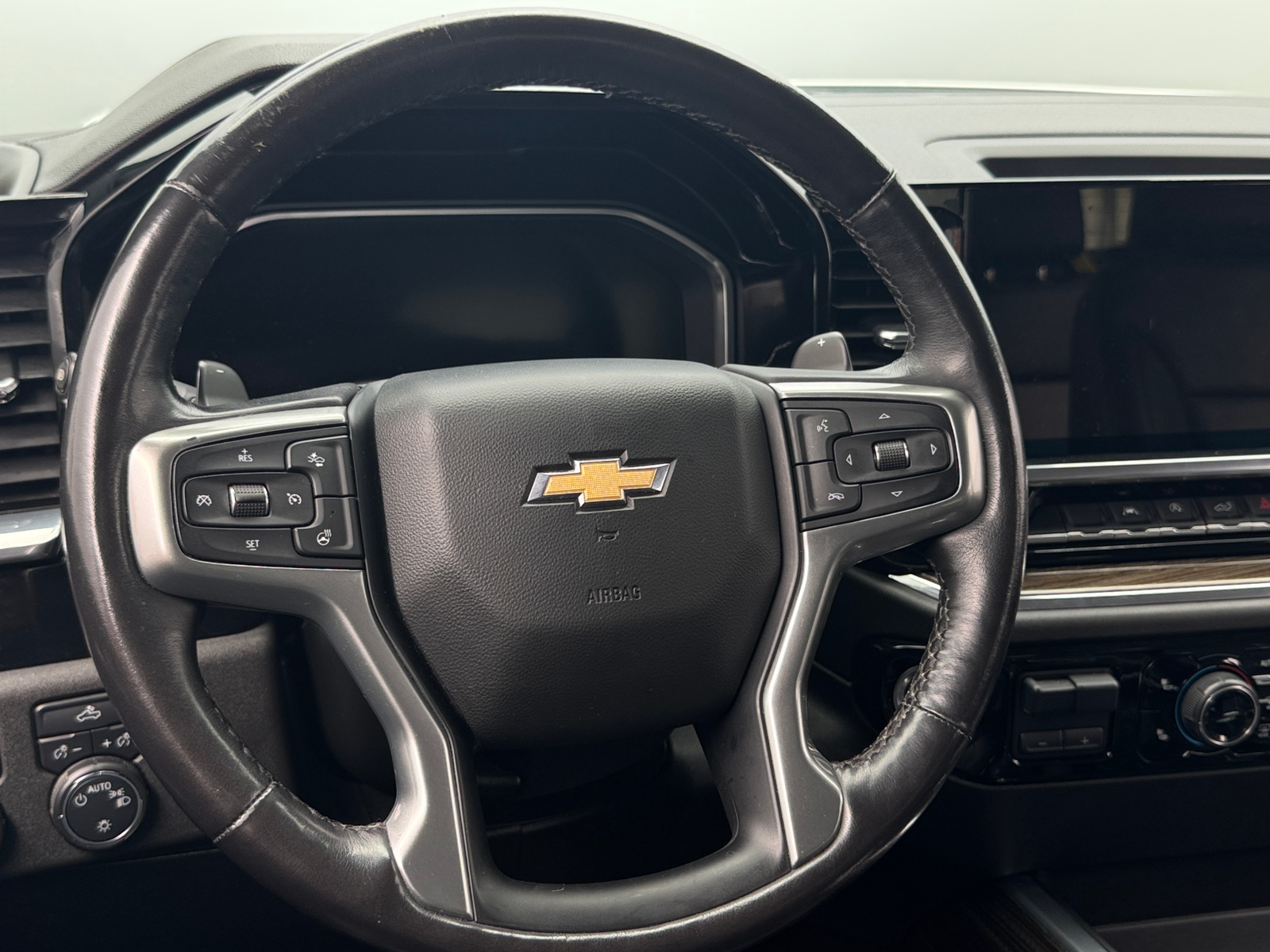 Thumbnail: 2023 Chevrolet Silverado 1500 - 5