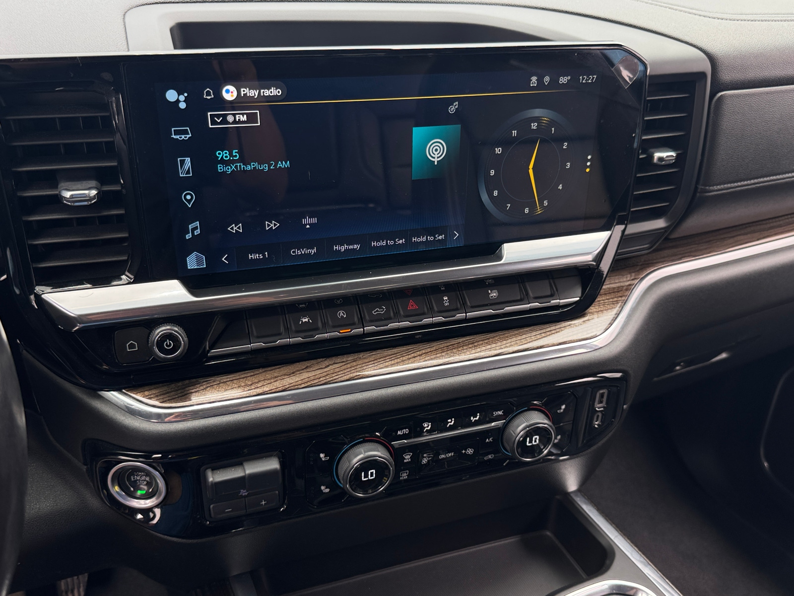 Thumbnail: 2023 Chevrolet Silverado 1500 - 4