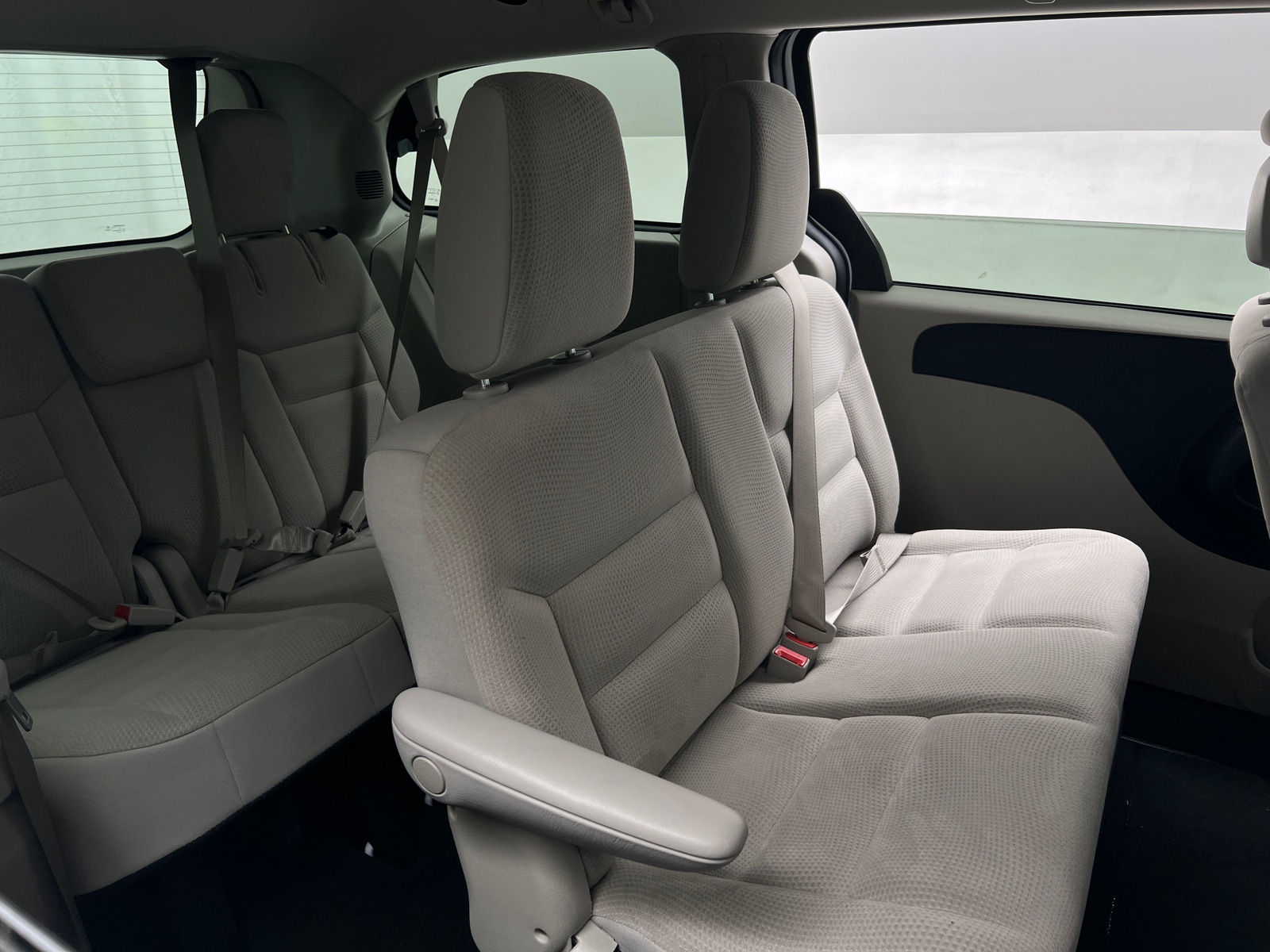 Thumbnail: 2018 Dodge Grand Caravan - 6