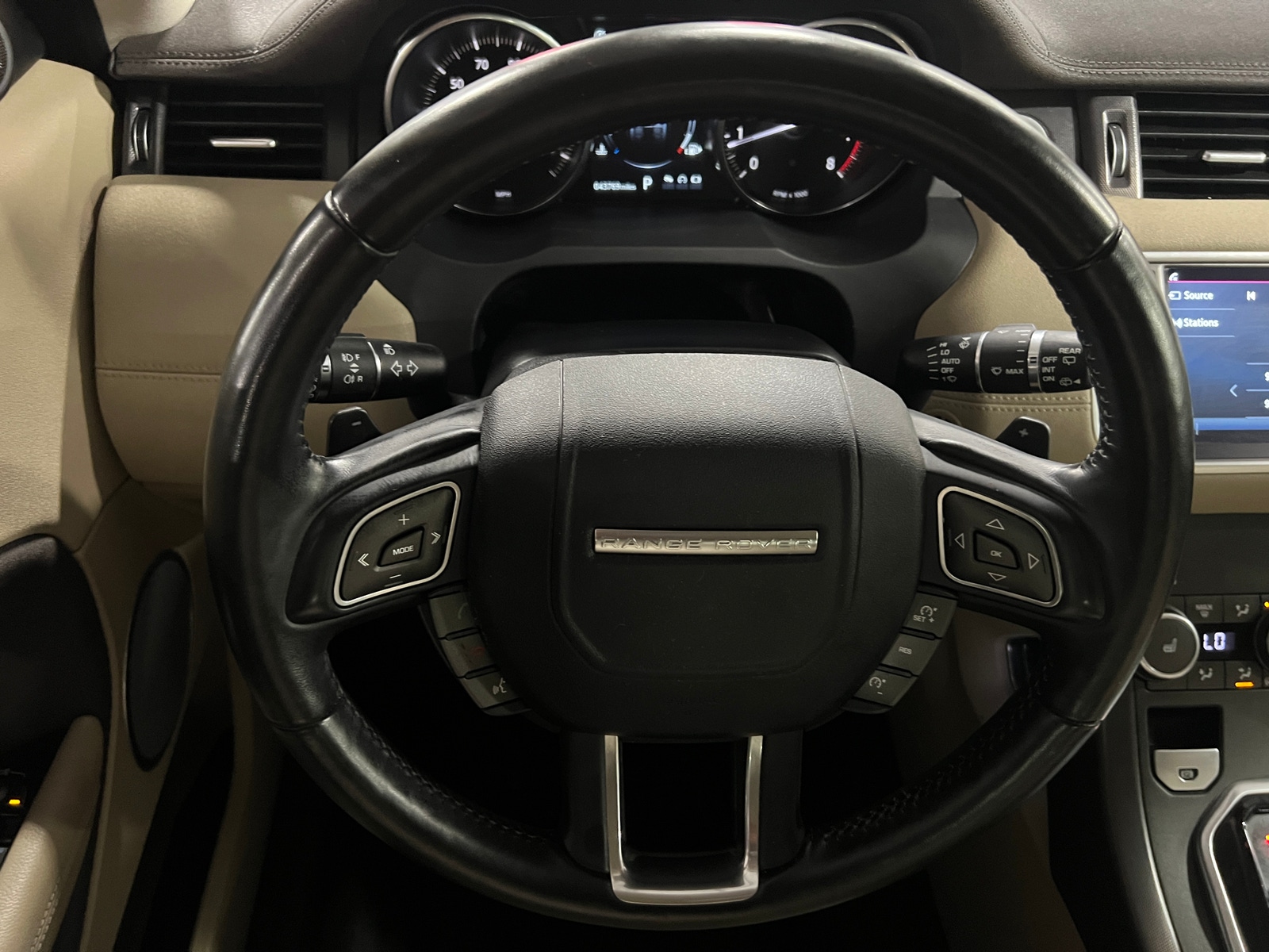 Thumbnail: 2018 Land Rover Range Rover Evoque - 4