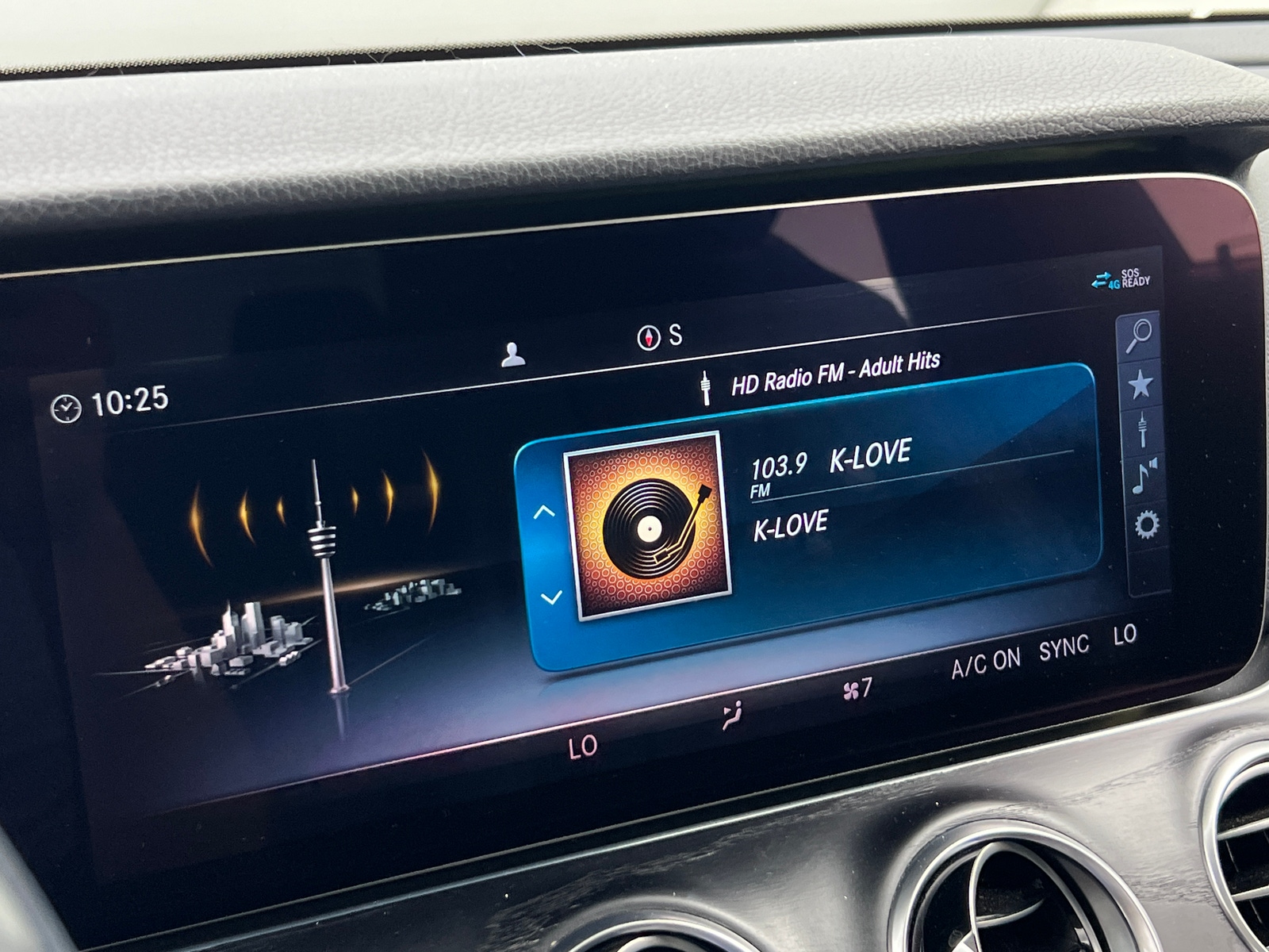 Thumbnail: 2019 Mercedes-Benz E-Class - 3