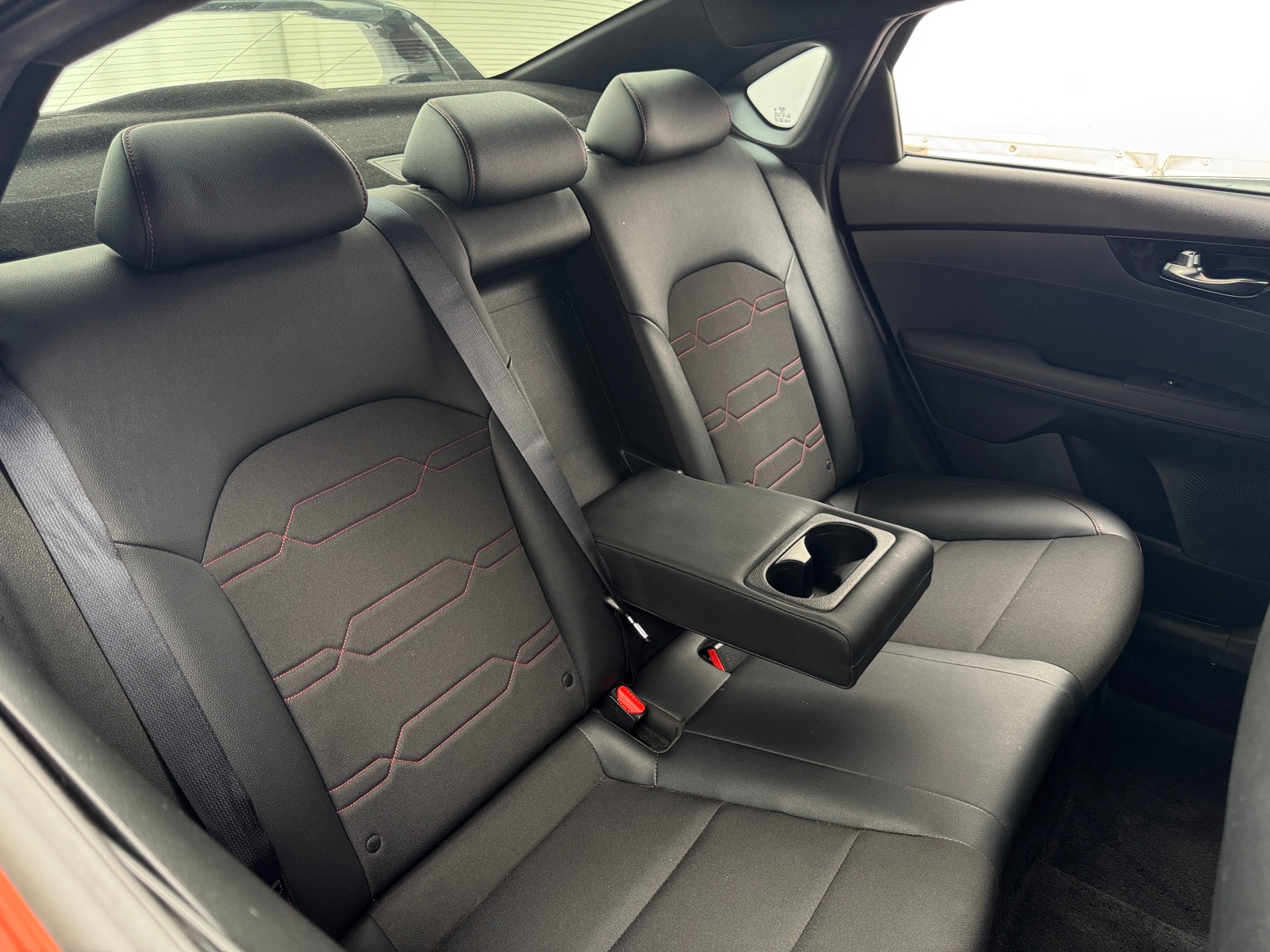 Thumbnail: 2020 Kia Forte - 6