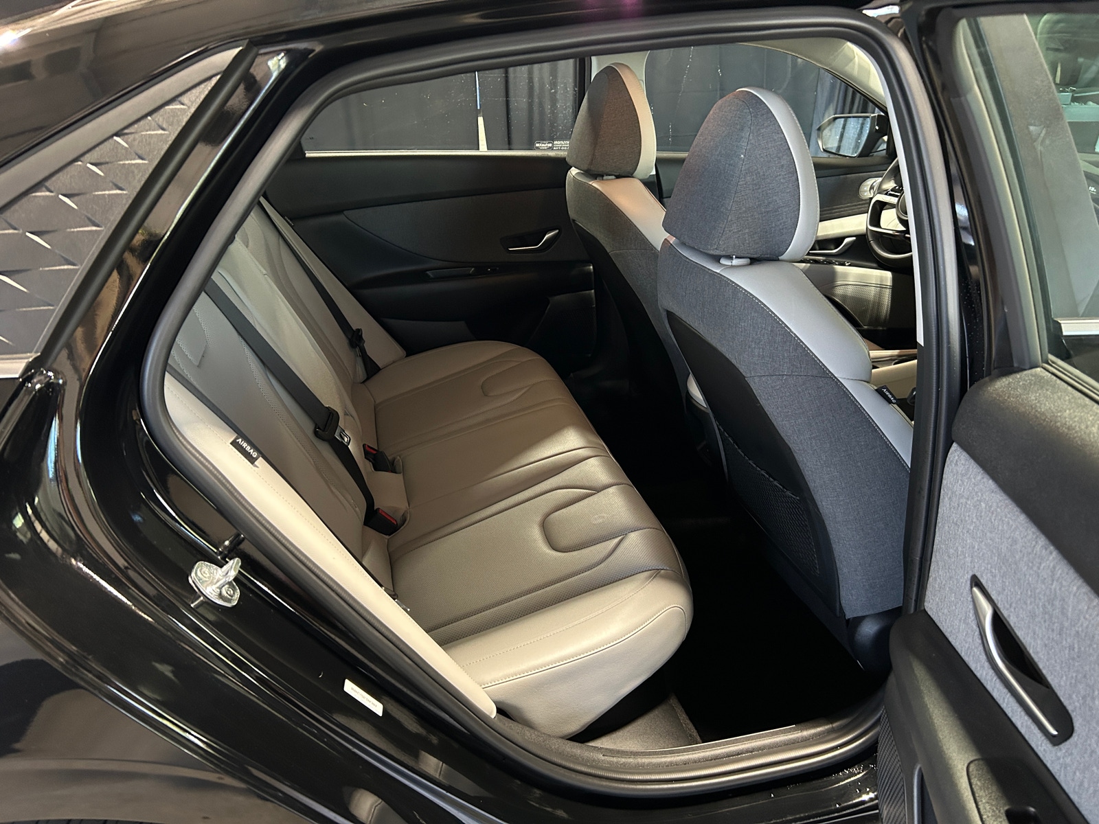 Thumbnail: 2025 Hyundai Elantra - 5