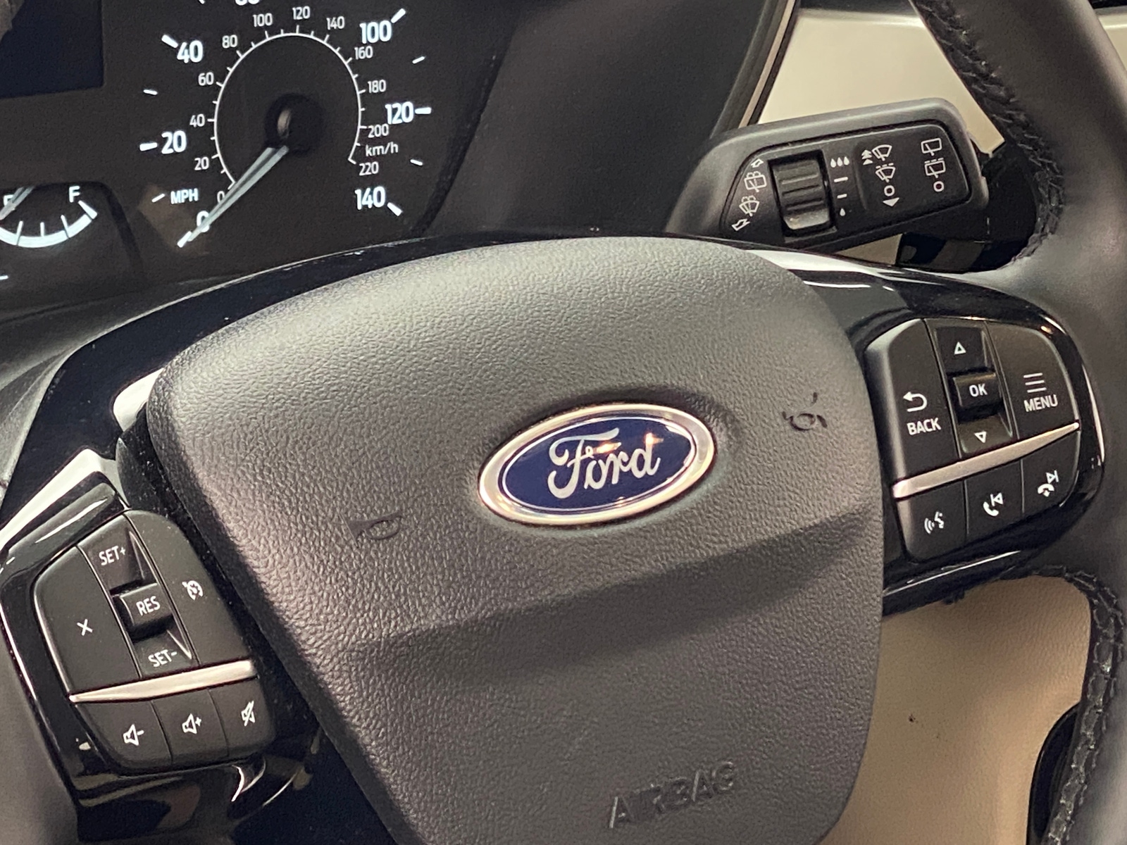 Thumbnail: 2022 Ford Escape - 5