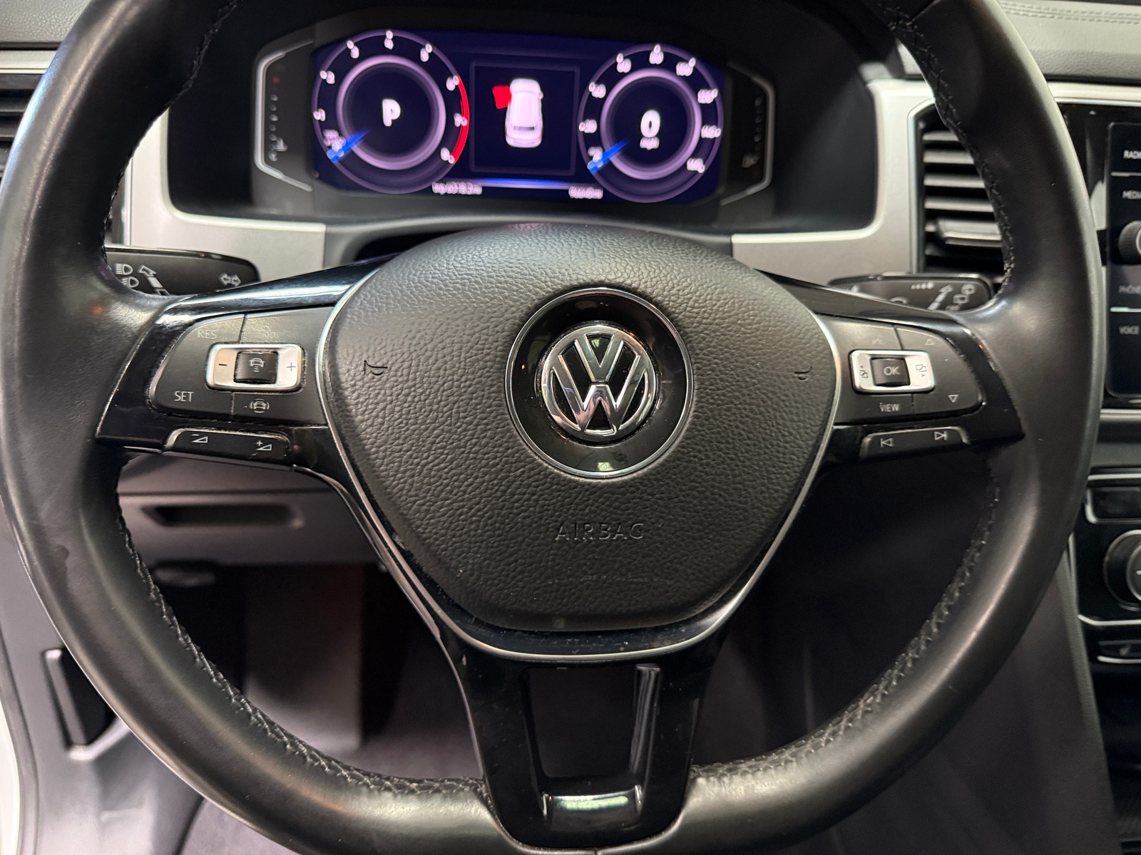 Thumbnail: 2019 Volkswagen Atlas - 4