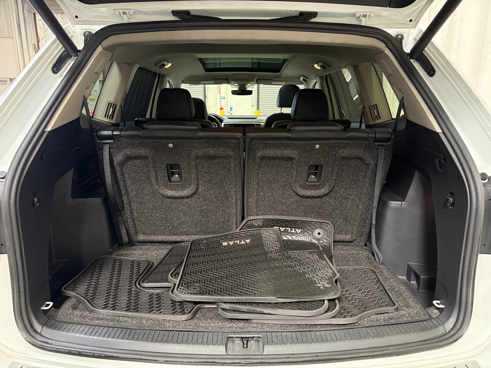 Thumbnail: 2019 Volkswagen Atlas - 6