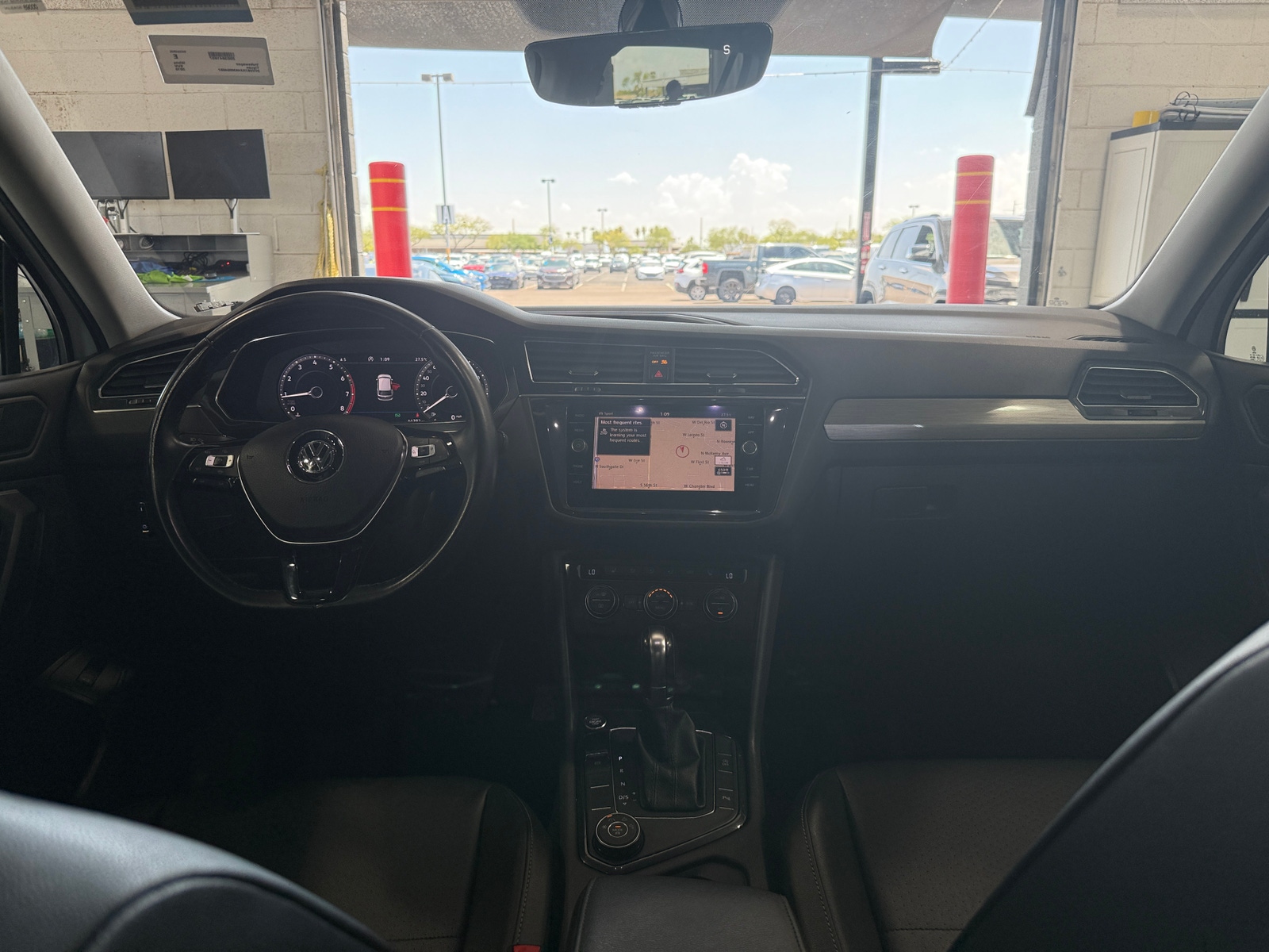 Thumbnail: 2019 Volkswagen Tiguan - 2