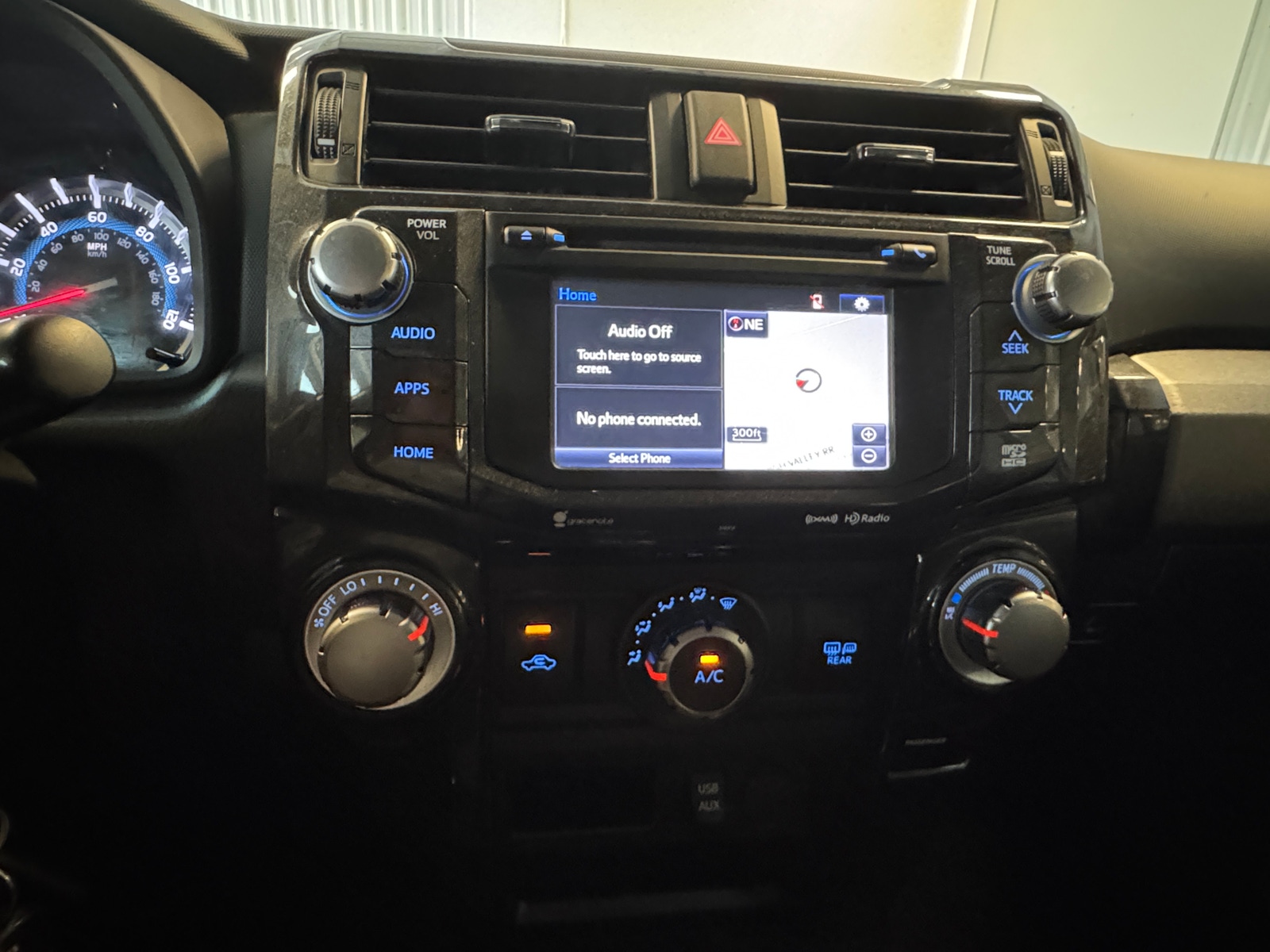 Thumbnail: 2019 Toyota 4Runner - 3