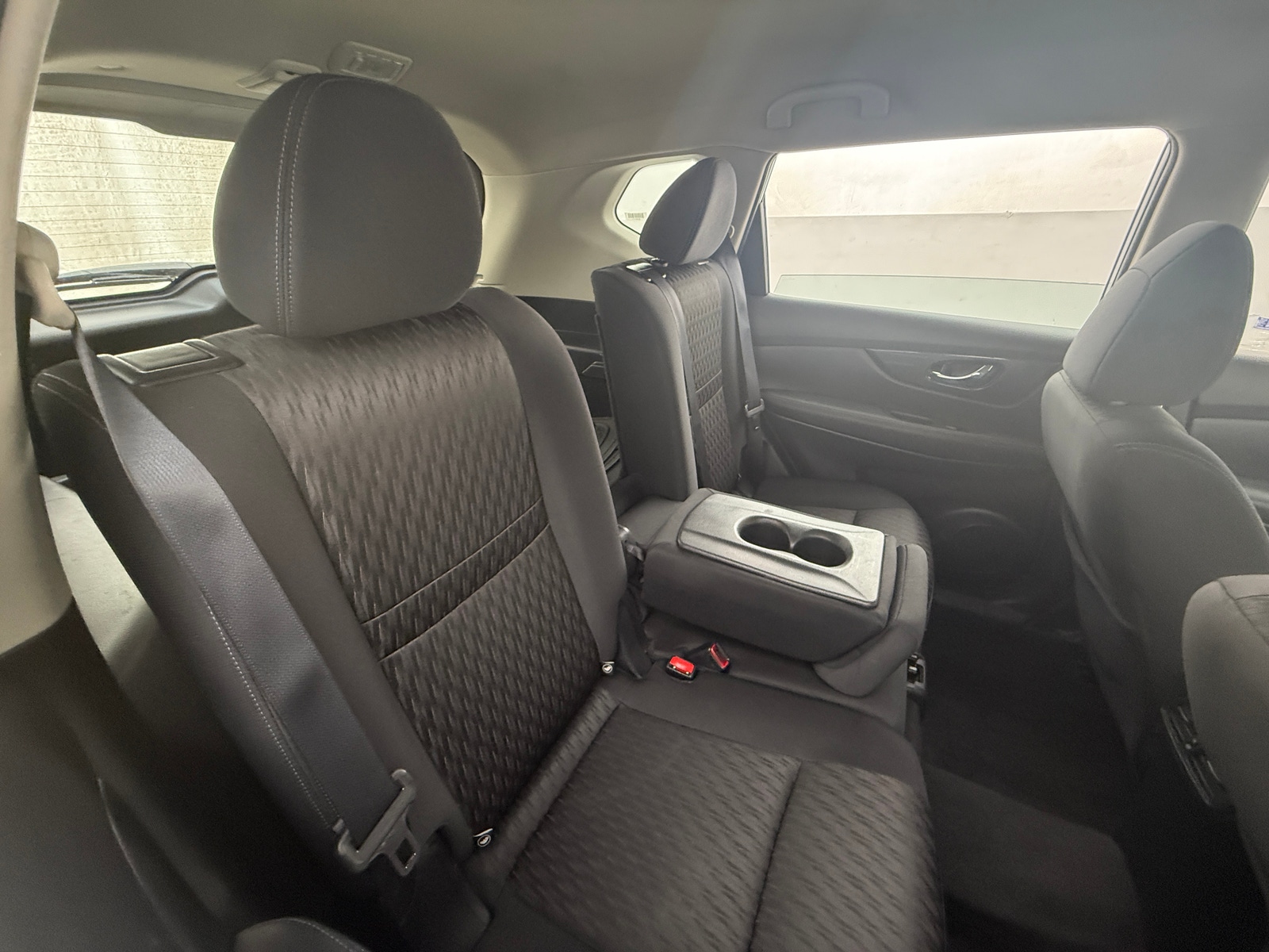 Thumbnail: 2017 Nissan Rogue - 6