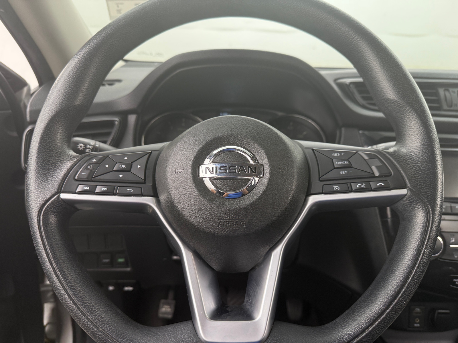 Thumbnail: 2017 Nissan Rogue - 5