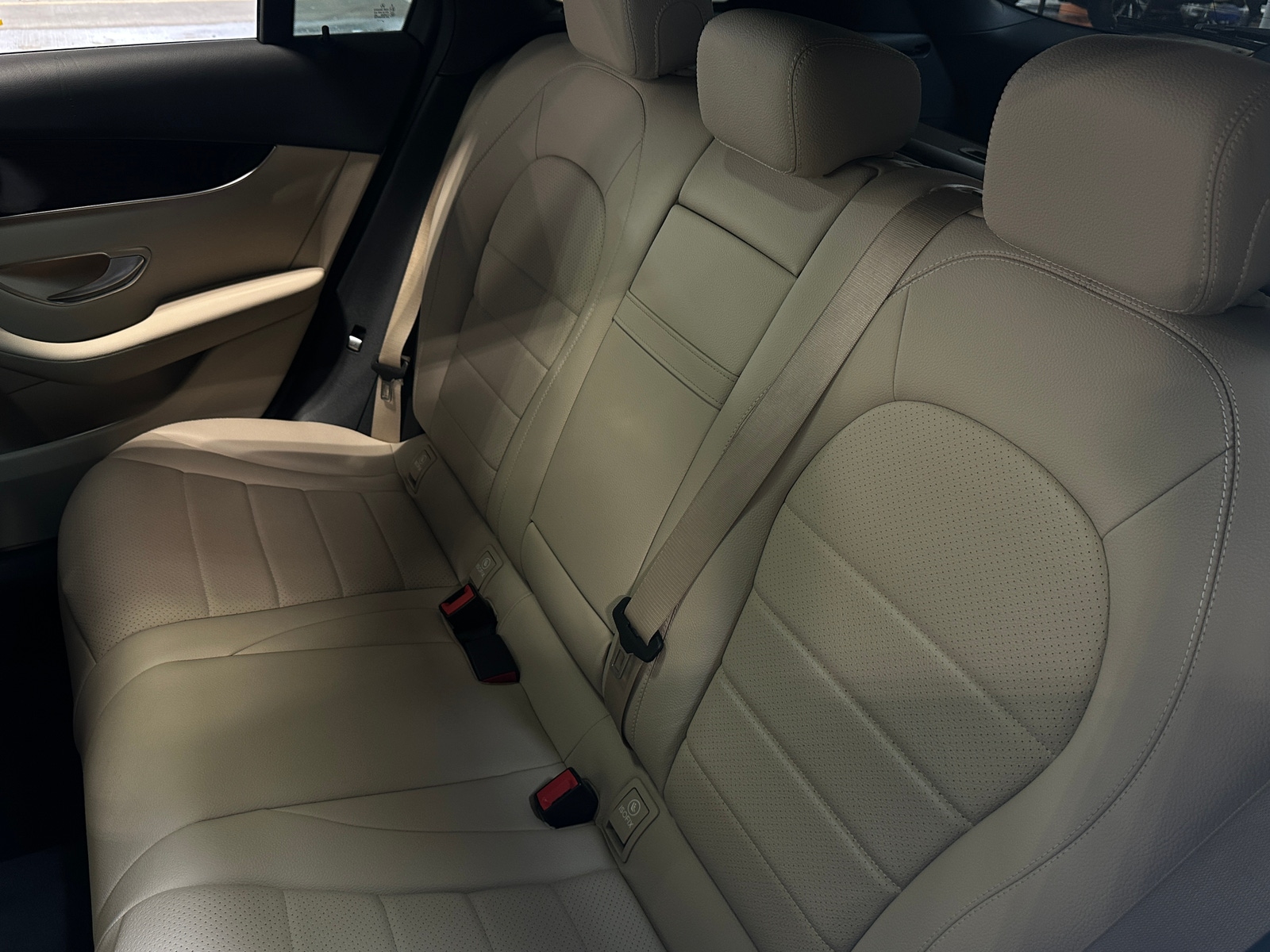 Thumbnail: 2017 Mercedes-Benz GLC - 5