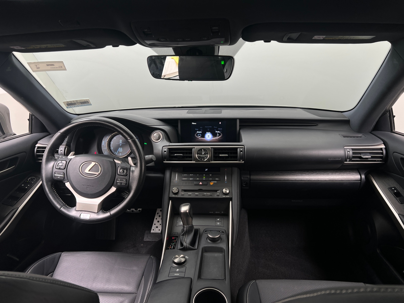 Thumbnail: 2020 Lexus IS - 2