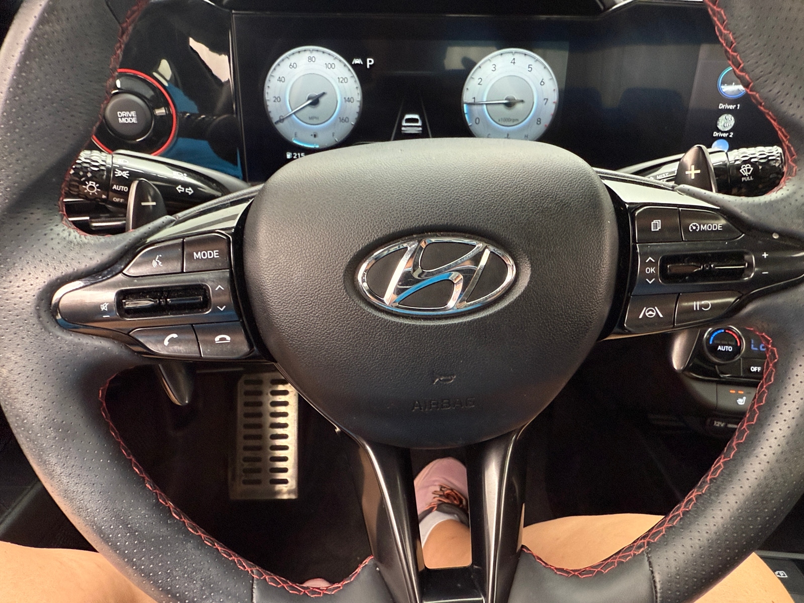 Thumbnail: 2023 Hyundai Elantra - 4