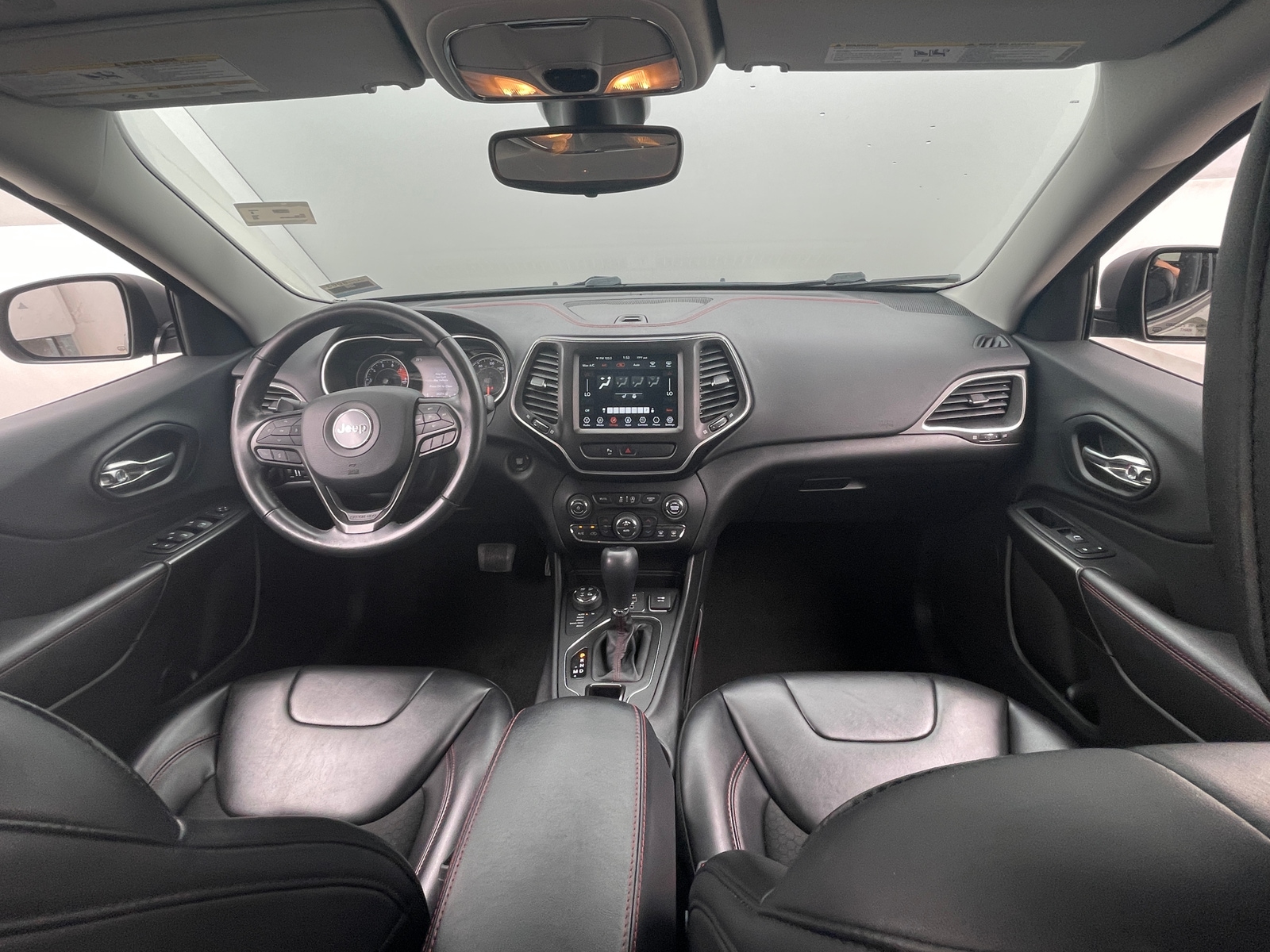 Thumbnail: 2020 Jeep Cherokee - 3