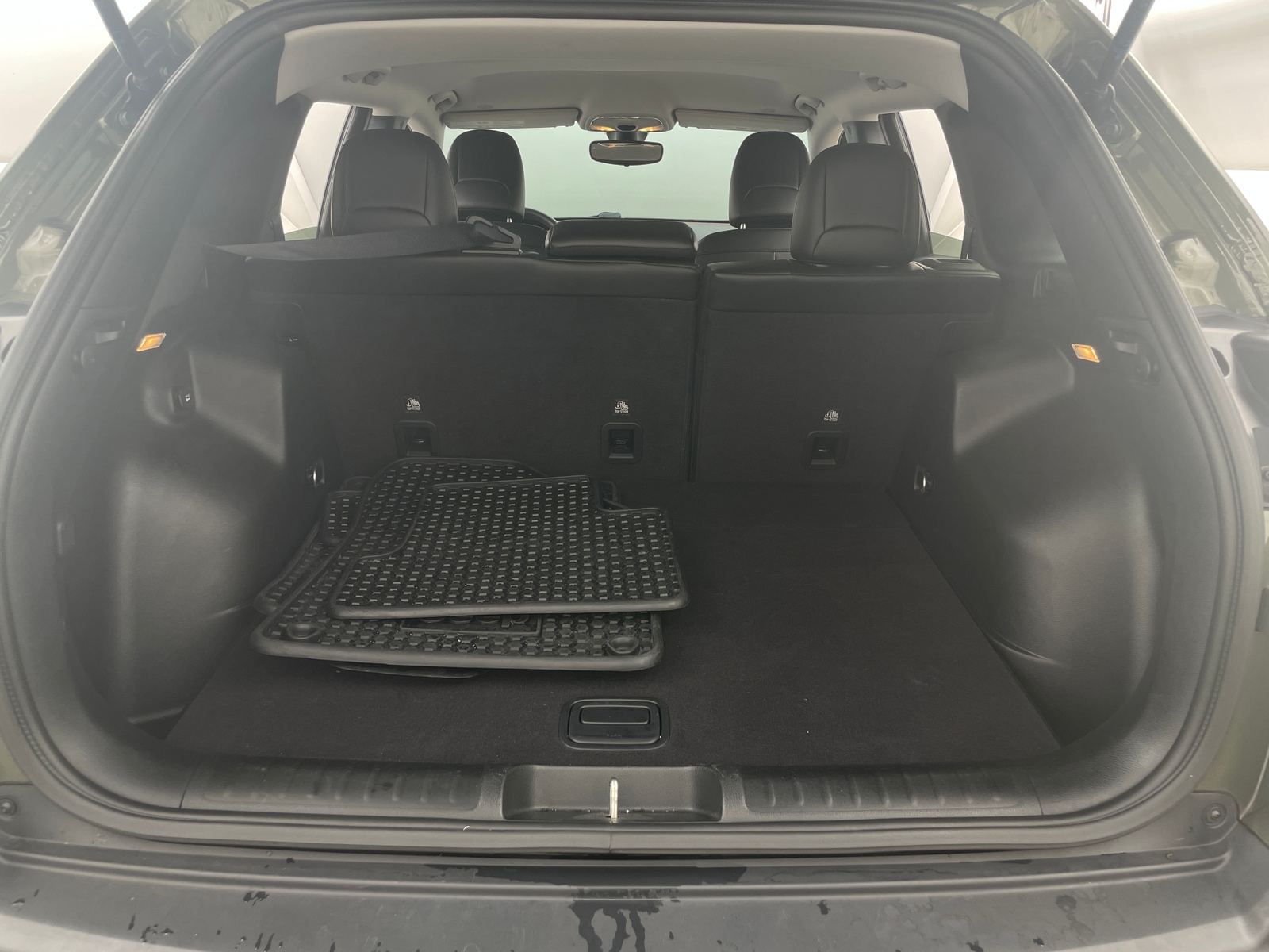 Thumbnail: 2020 Jeep Cherokee - 7