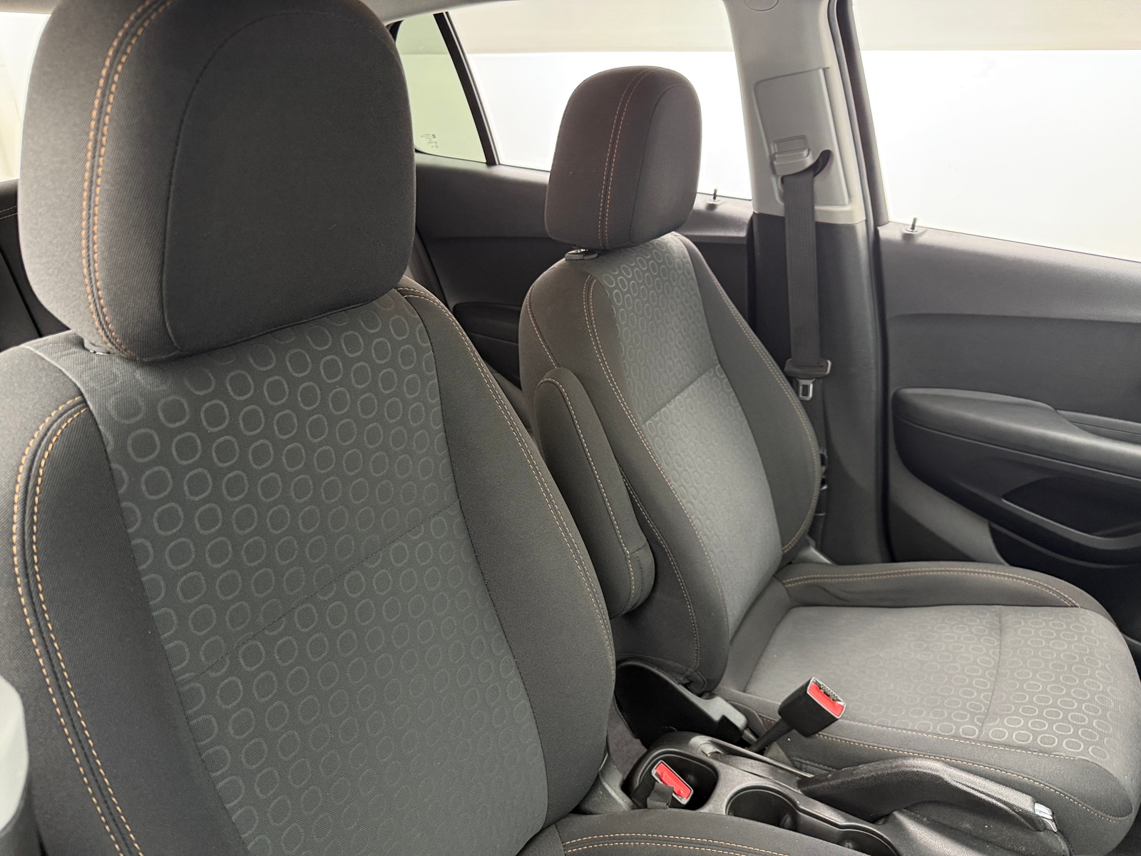 Thumbnail: 2020 Chevrolet Trax - 2