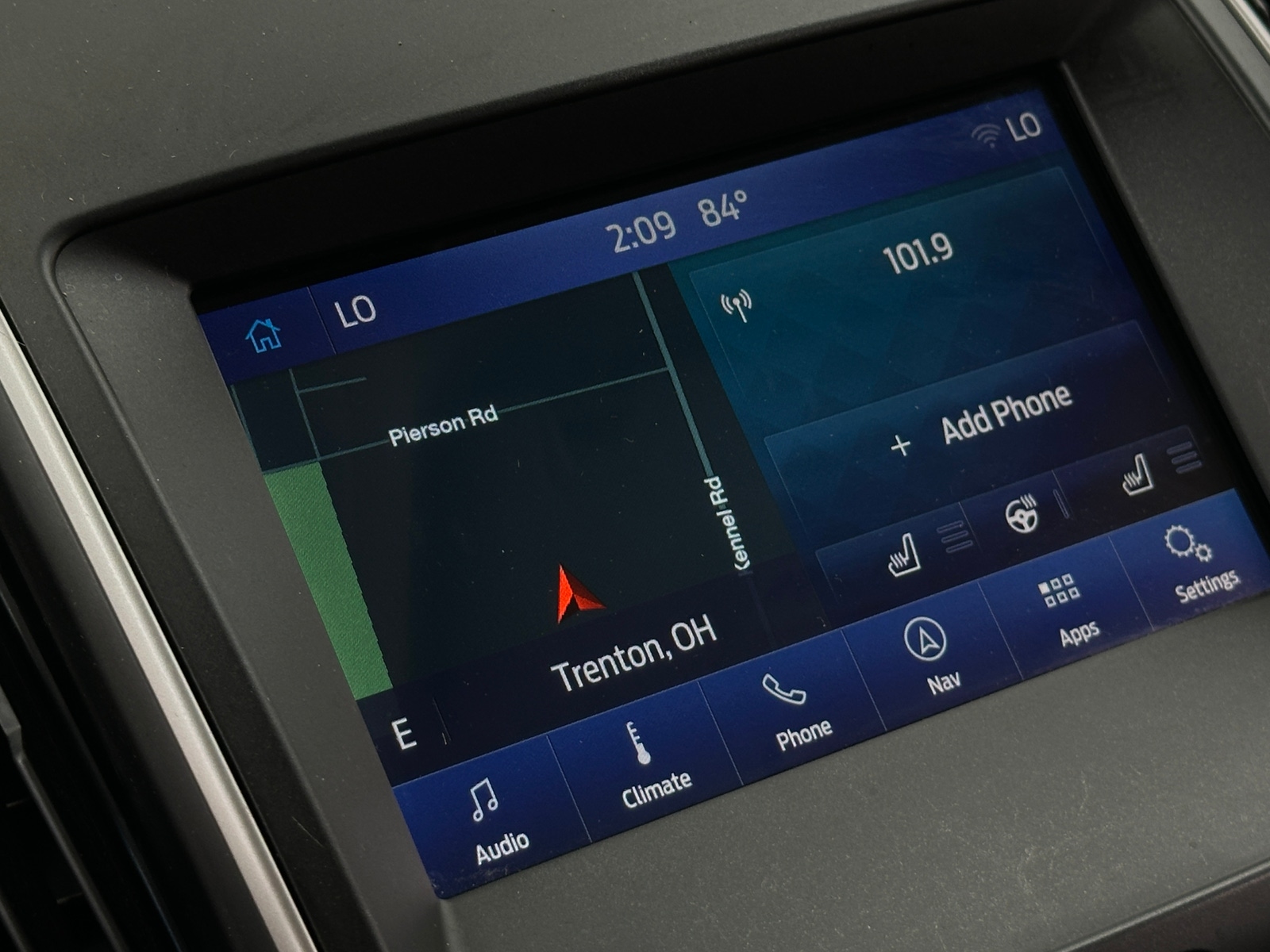 Thumbnail: 2020 Ford Edge - 3