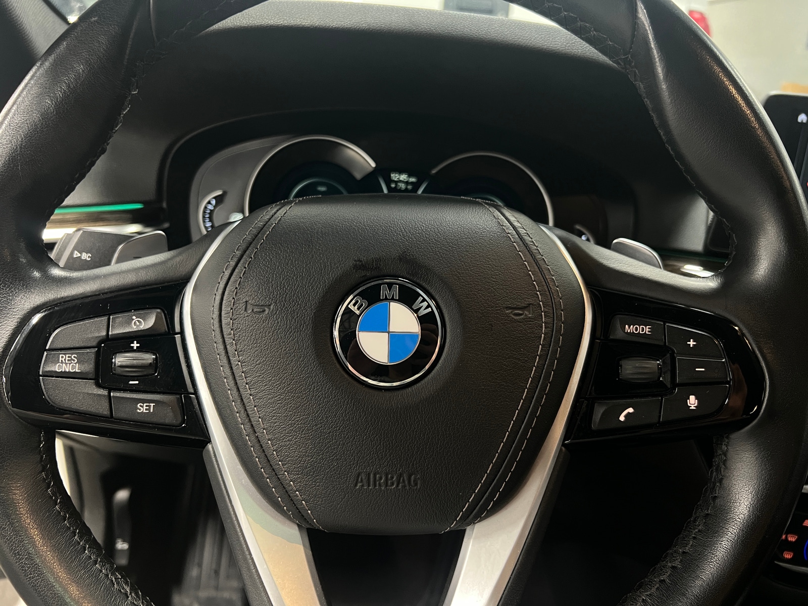 Thumbnail: 2018 BMW 5 Series - 4