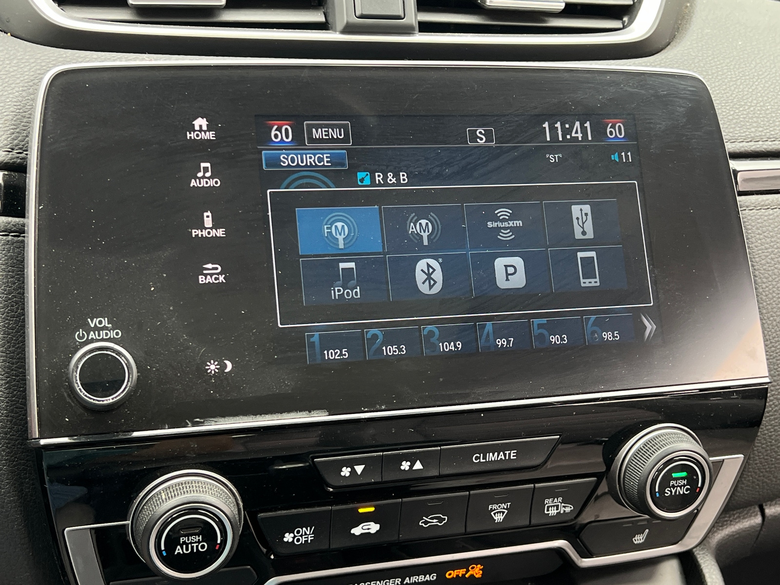 Thumbnail: 2017 Honda CR-V - 3