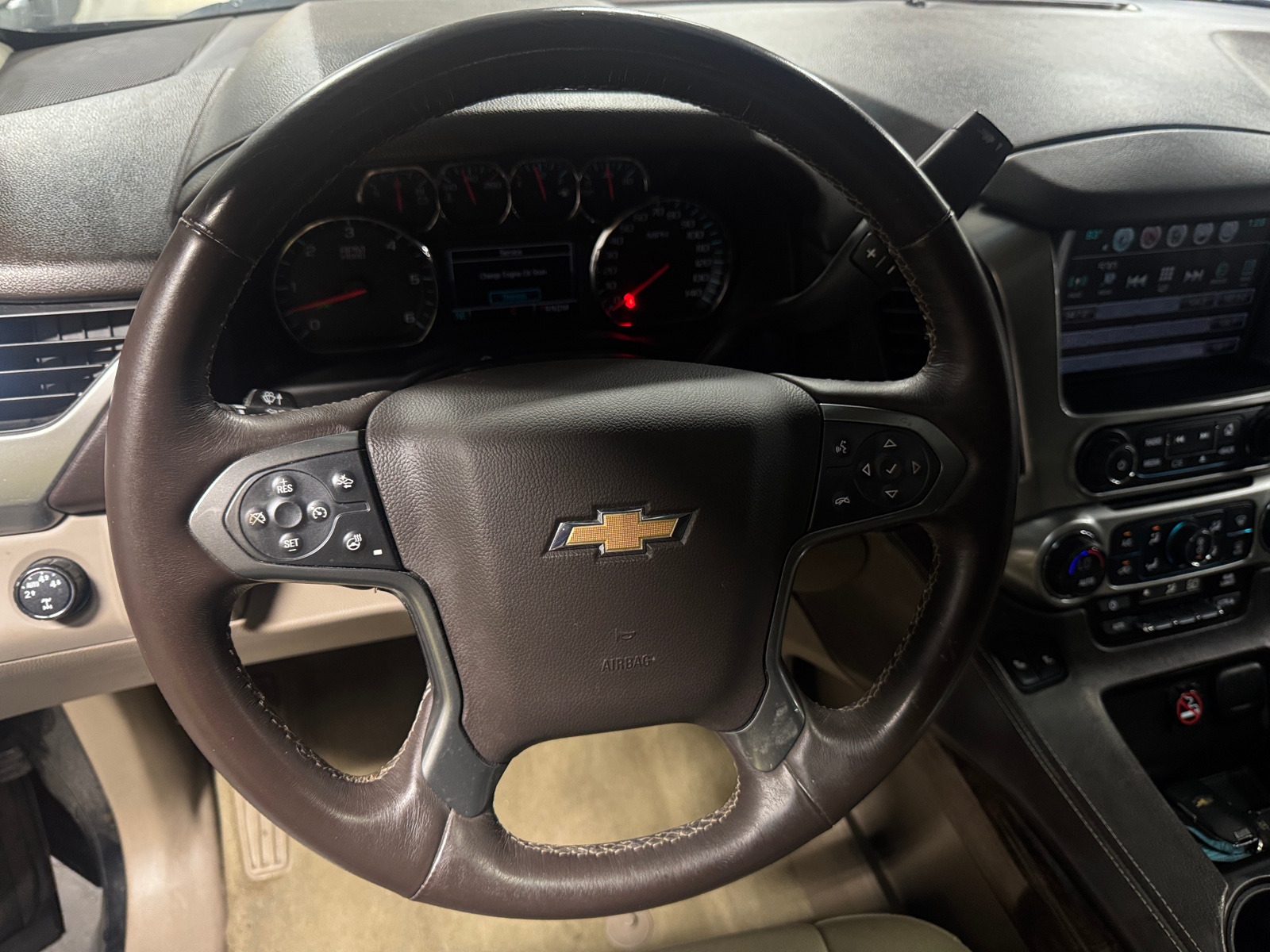 Thumbnail: 2016 Chevrolet Suburban - 4