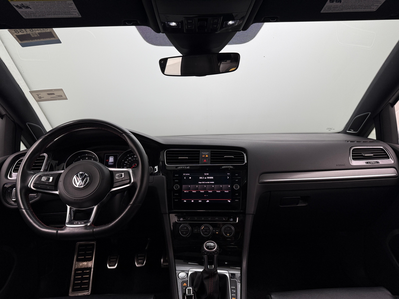 Thumbnail: 2019 Volkswagen Golf - 2