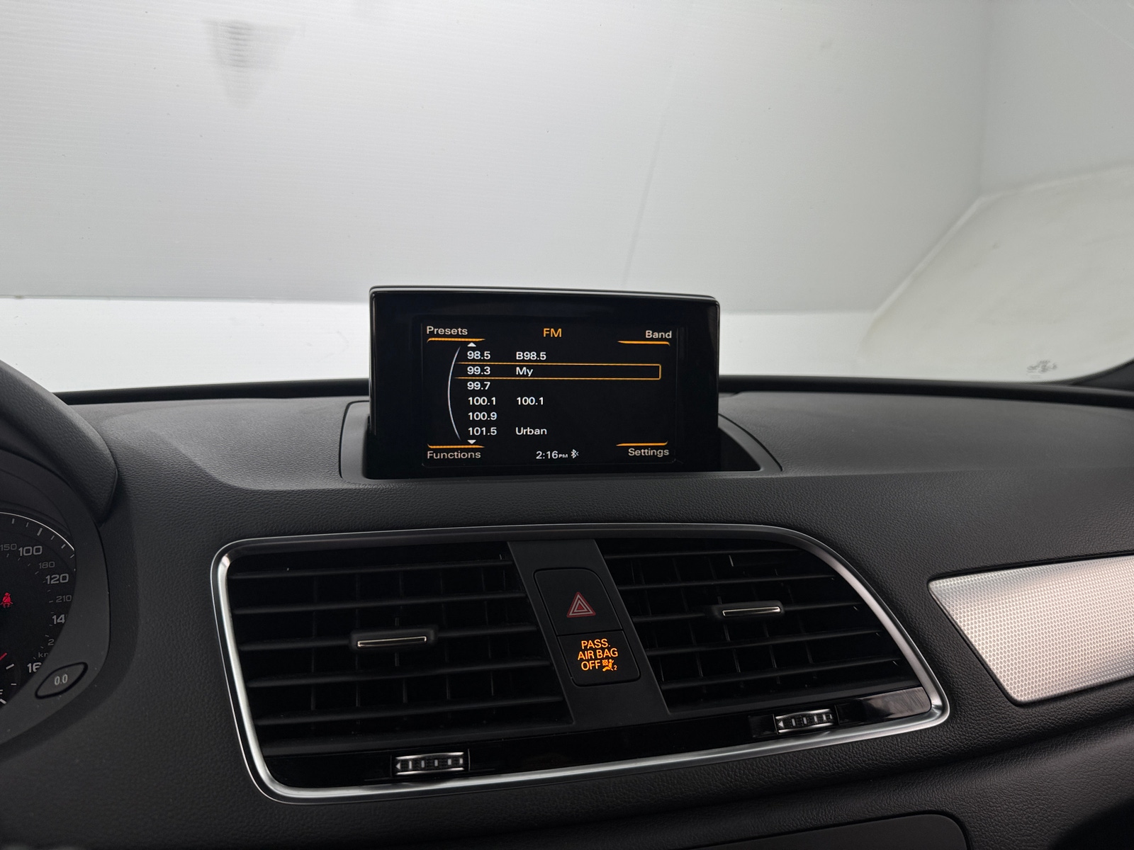 Thumbnail: 2018 Audi Q3 - 3